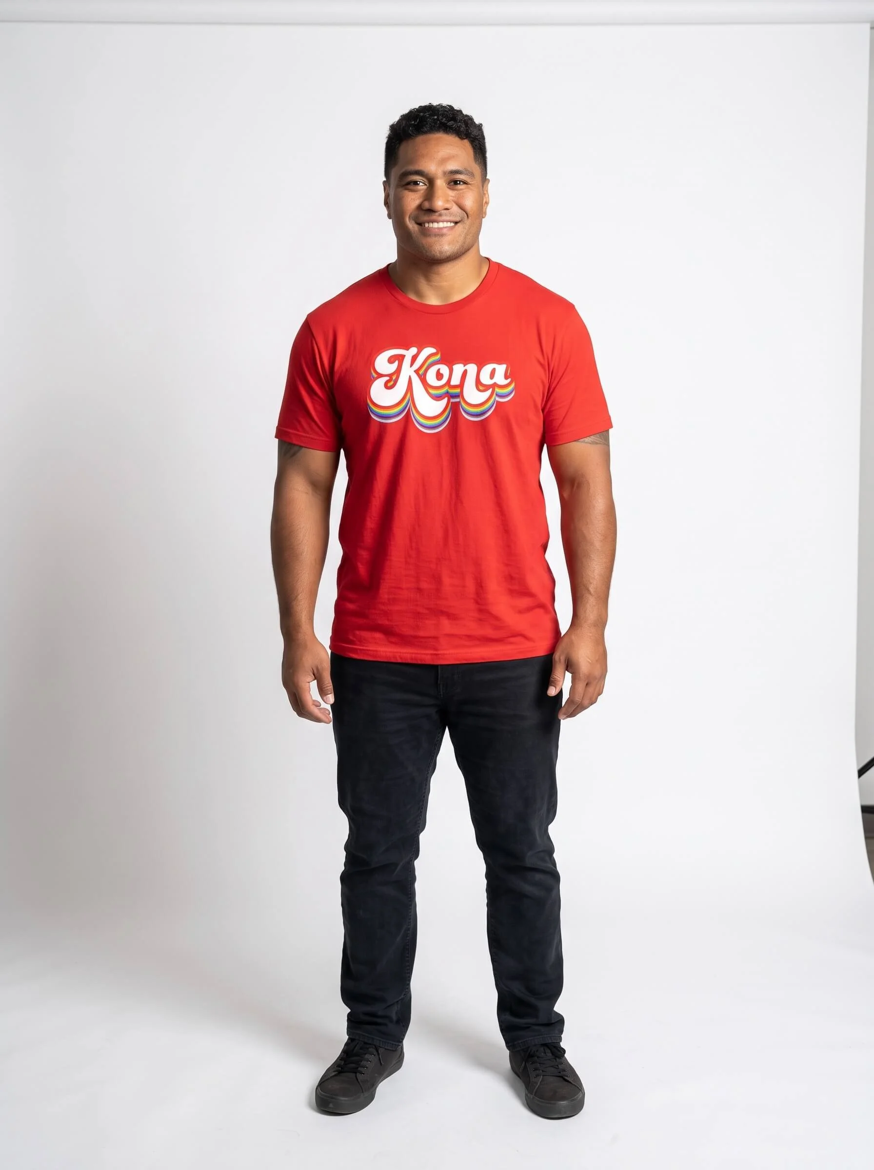 Man_wearing_red_t-shirt_2K_20261022140359-2.jpg