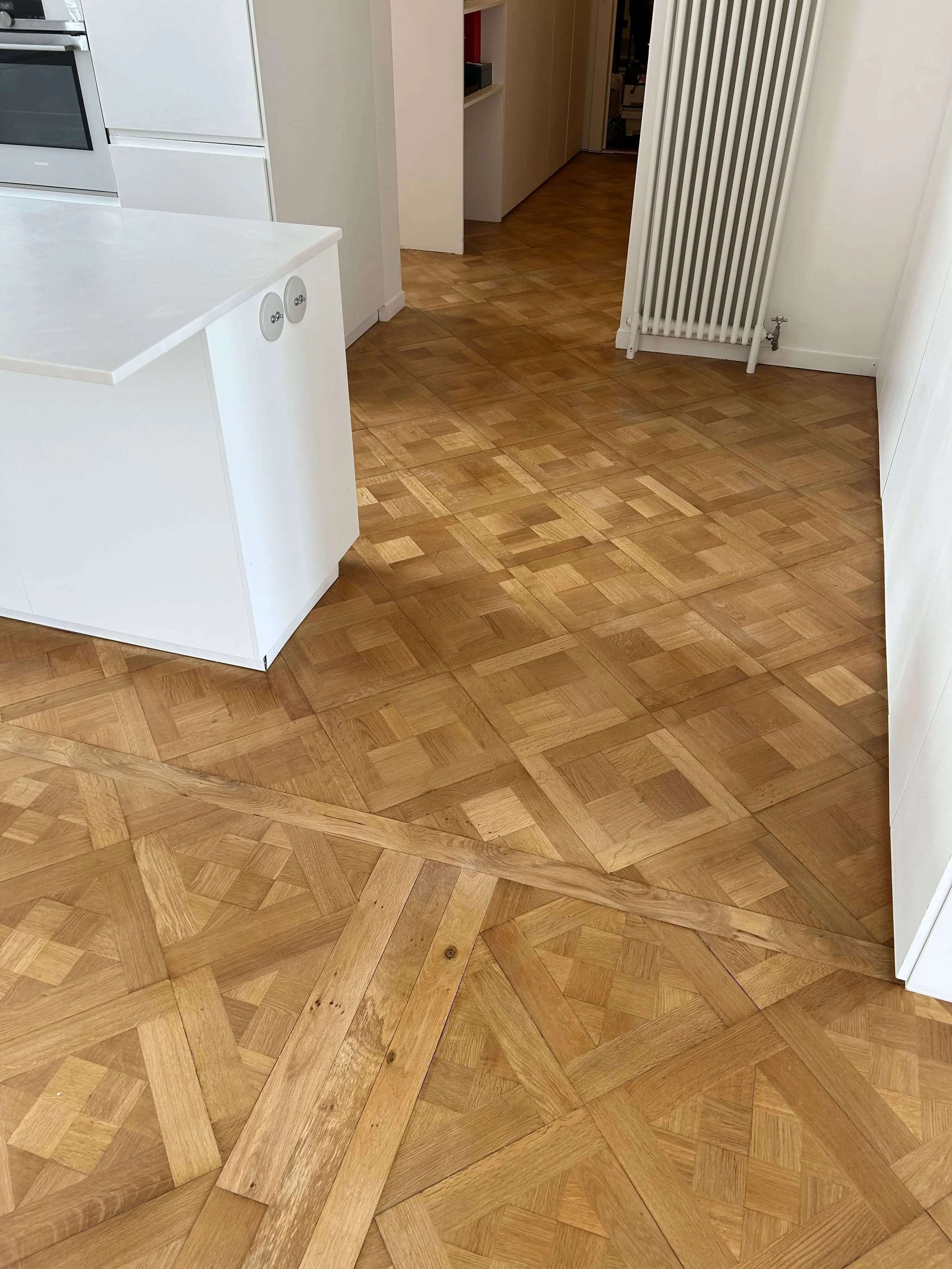 Poncage et vernis parquet massif Paris 16