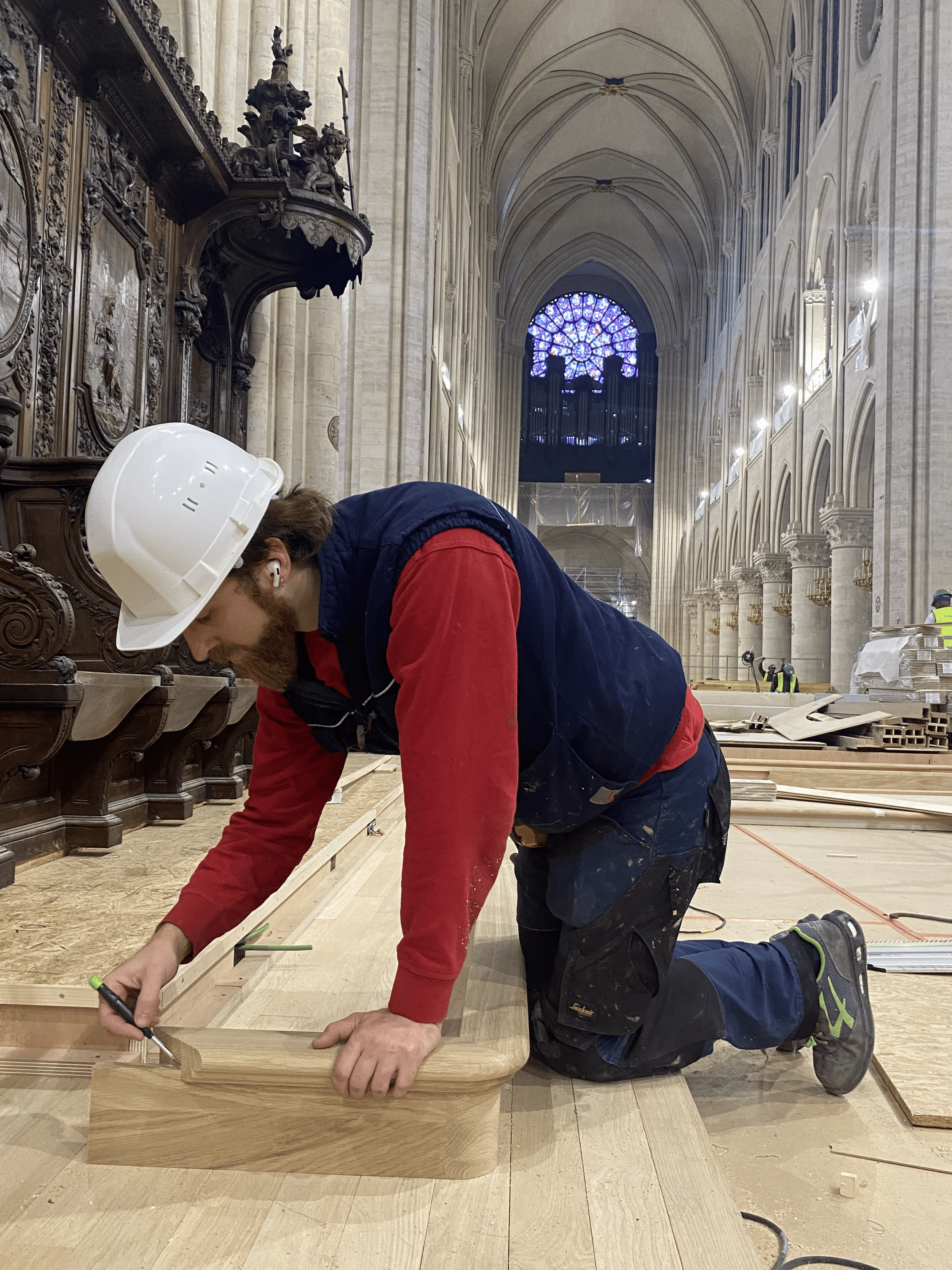 Pose marche Notre Dame