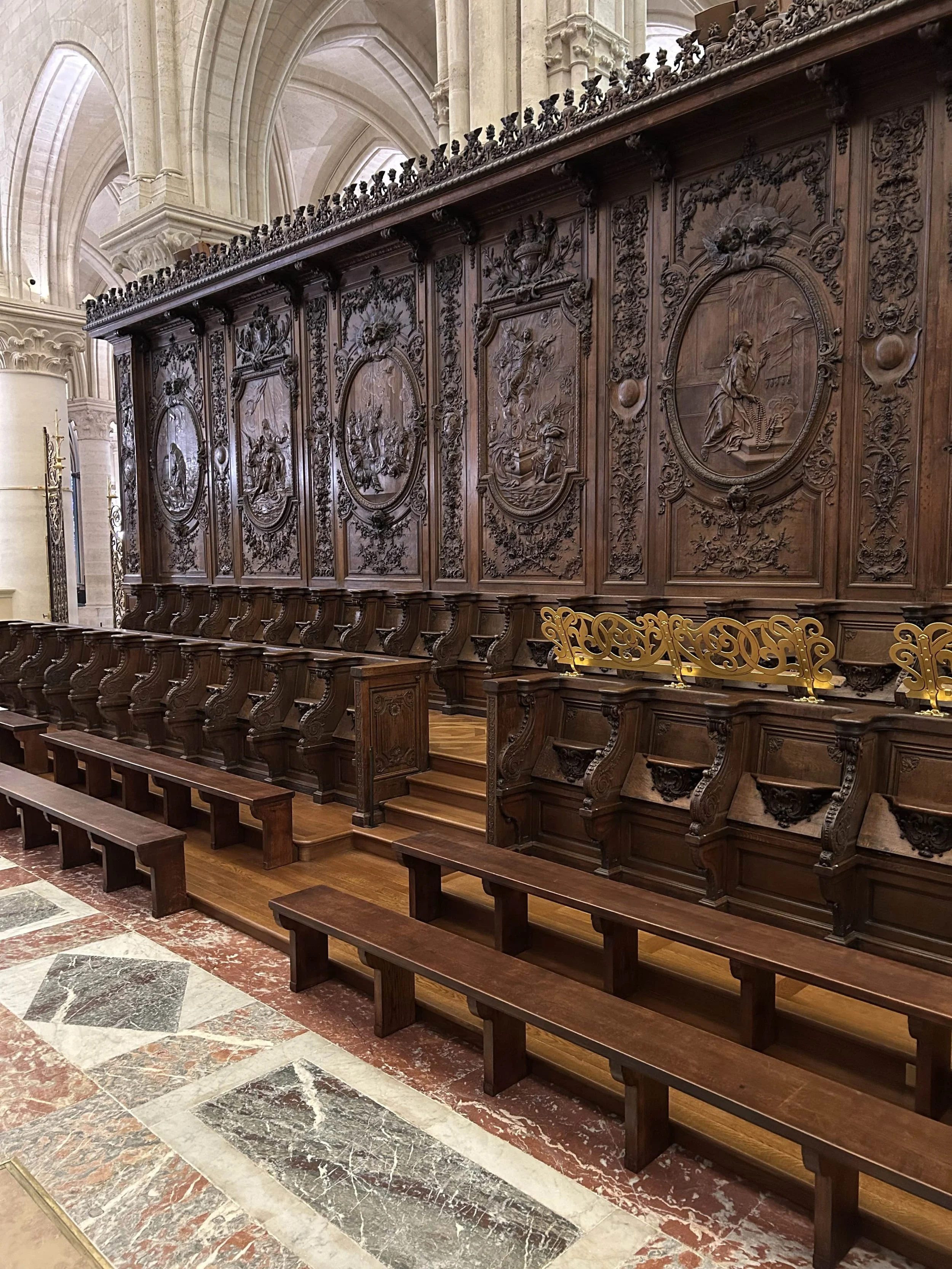 Parquet des stalles Notre Dame