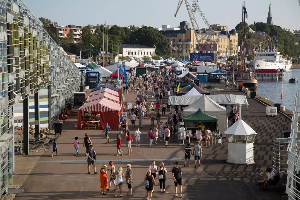 Tunnelmia Kotkan Meripäiviltä - menoa ja meininkiä