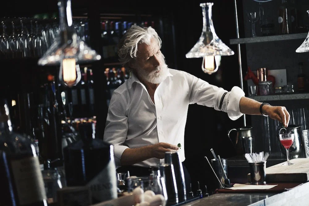 Kaada vaikka punaviiniä päällesi