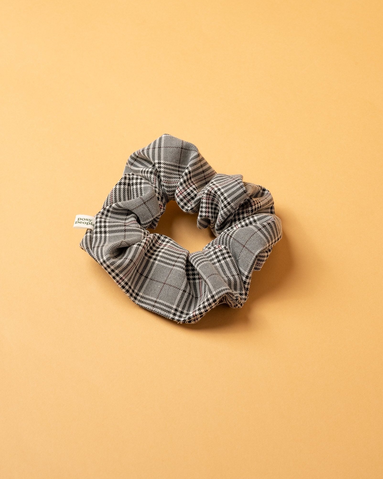 scrunchie_-4.jpg