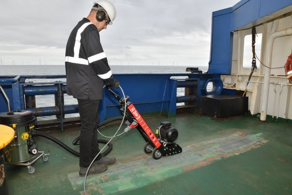 🌊 Why Mechanical Blasting Is the Cleaner Choice for the Maritime Environment