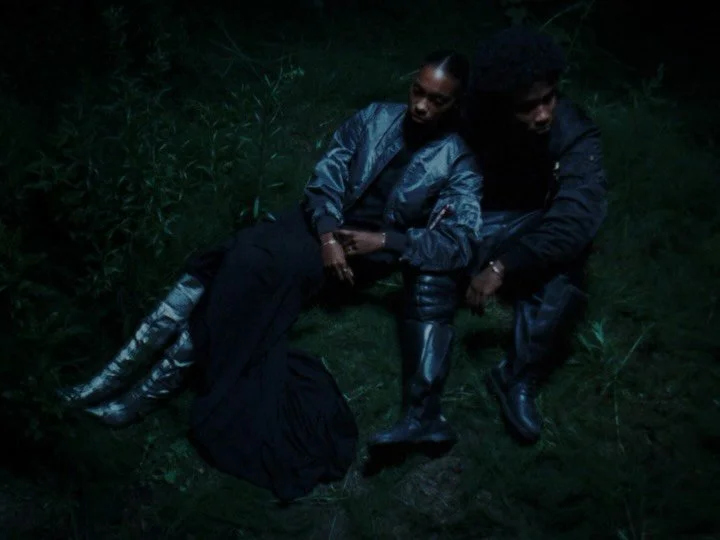 A little while ago @jurrevos asked me to gaffer on a music video, had a blast on set! Shot on @kodak_shootfilm Vision3 500T.