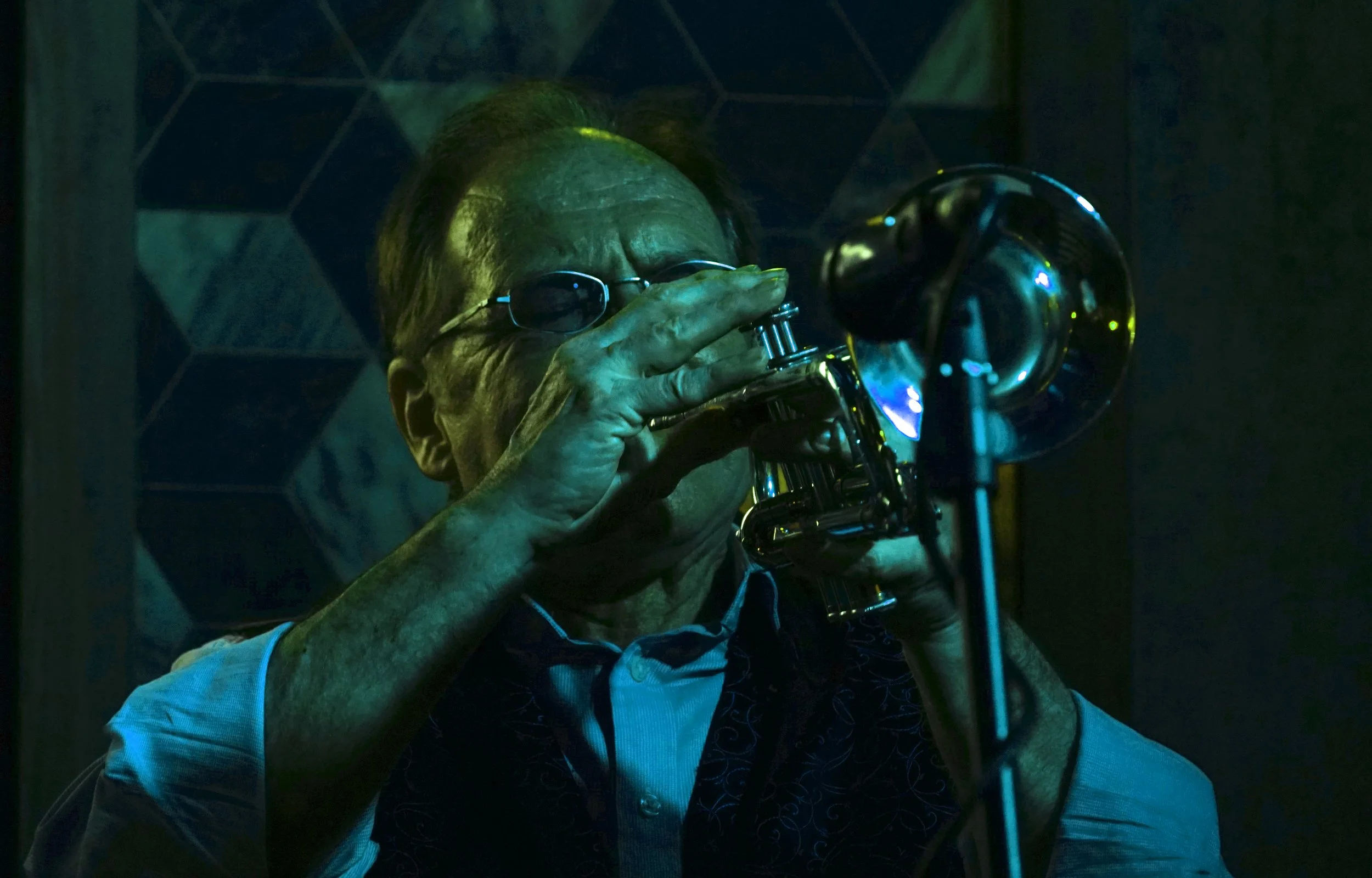 Peter trumpet BL.jpg