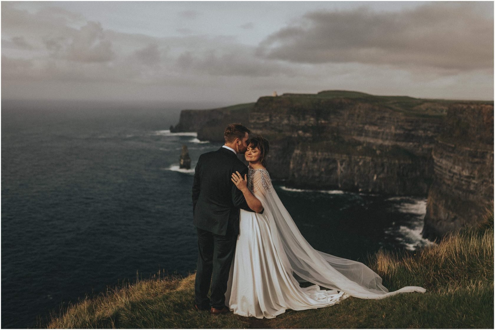 Cliffs-of-moher-eloping-to-ireland-144.jpg