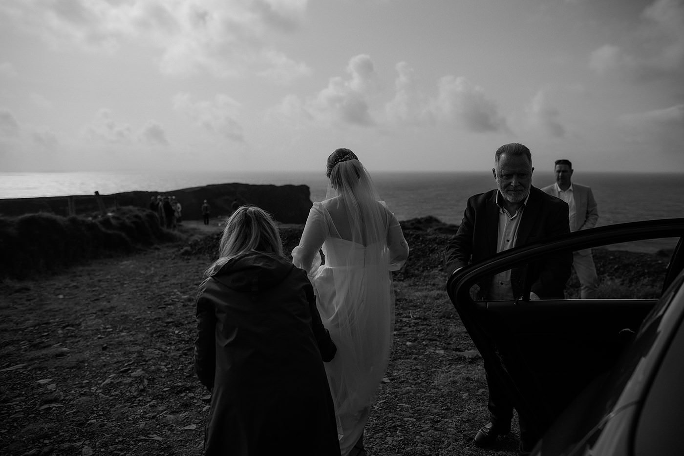 elopement-cliffs-of-moher-intimate-wedding-photography-Vaughans-Head-ireland074.jpg