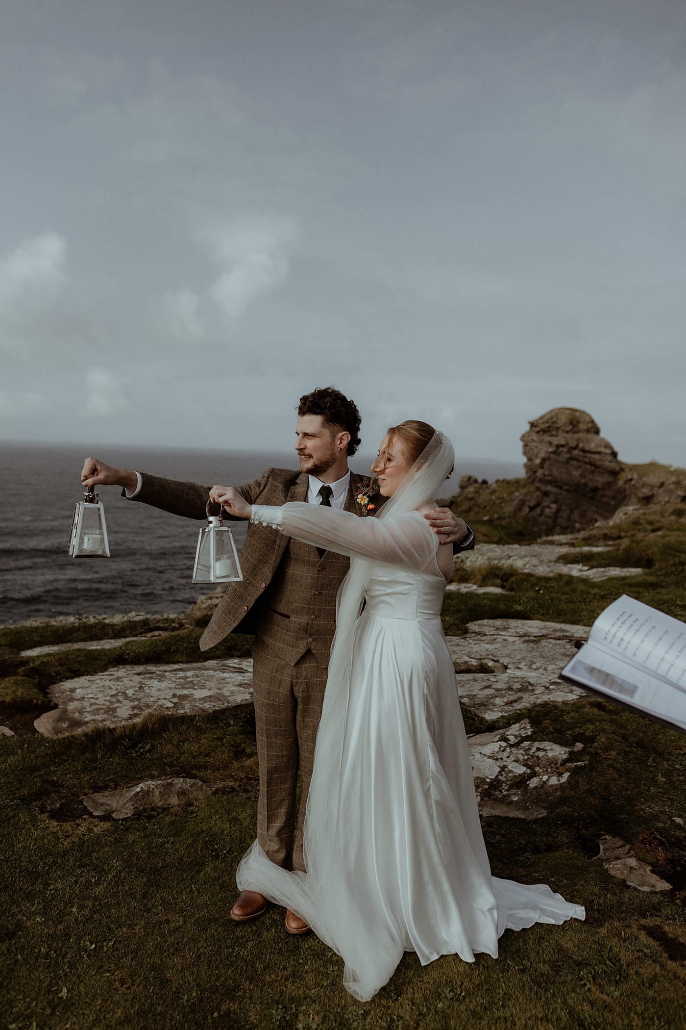 elopement-cliffs-of-moher-intimate-wedding-photography-Vaughans-Head-ireland087.jpg