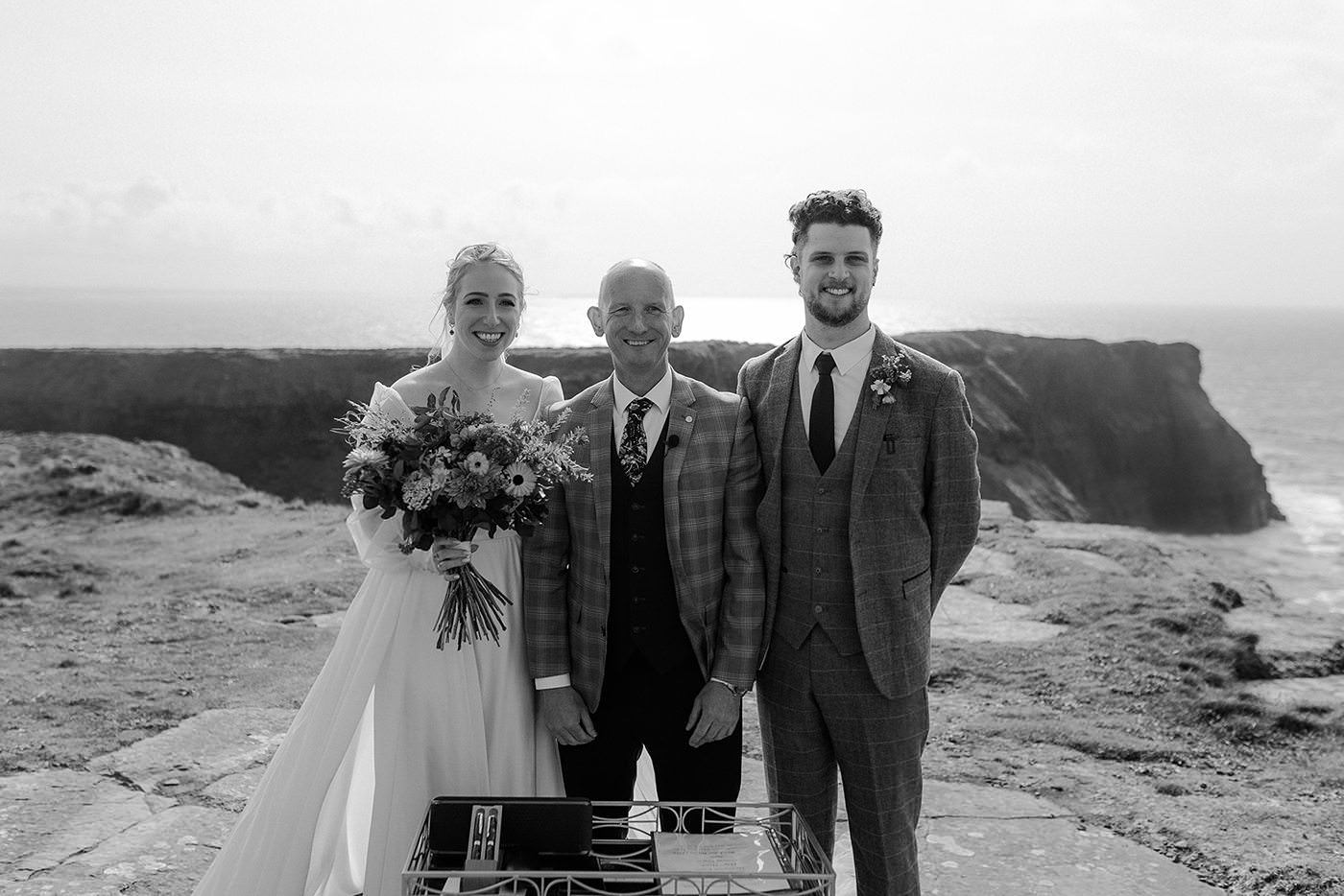 elopement-cliffs-of-moher-intimate-wedding-photography-Vaughans-Head-ireland110.jpg