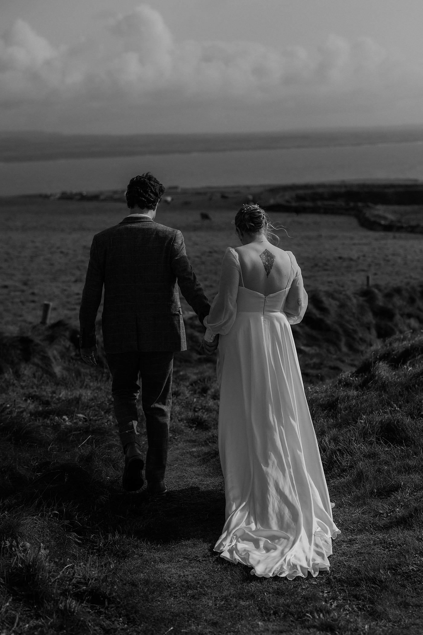 elopement-cliffs-of-moher-intimate-wedding-photography-Vaughans-Head-ireland119.jpg