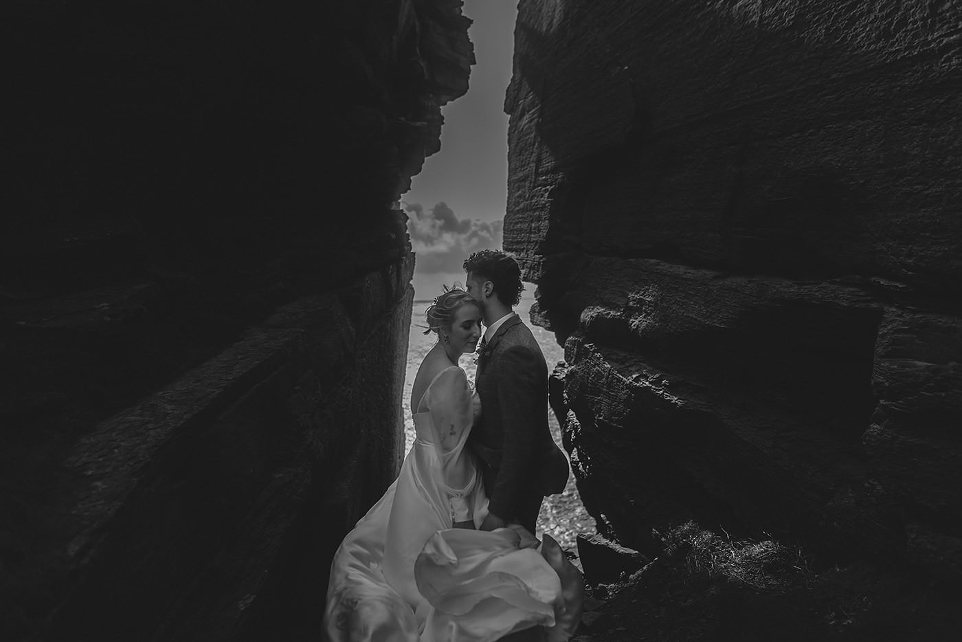 elopement-cliffs-of-moher-intimate-wedding-photography-Vaughans-Head-ireland145.jpg