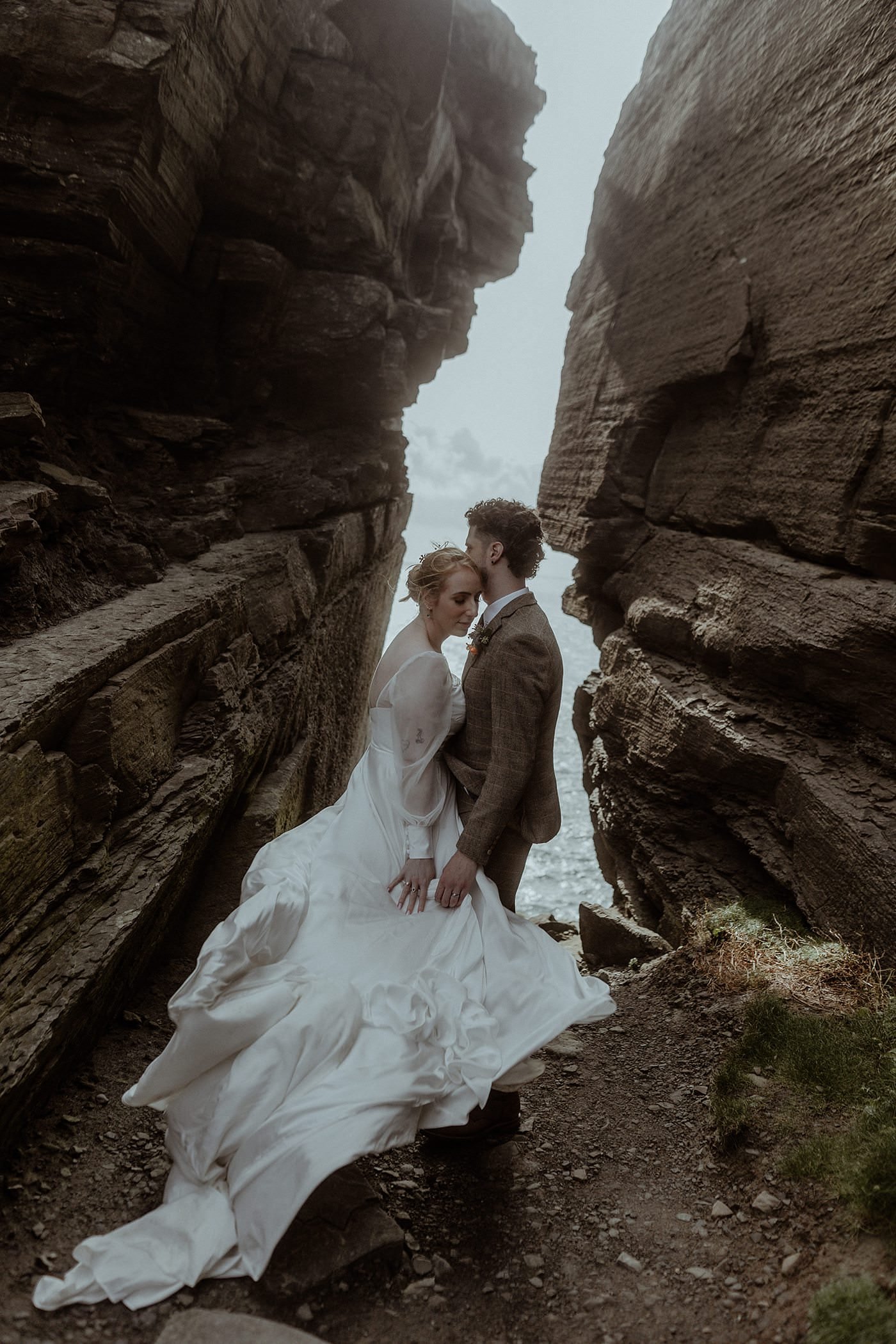 elopement-cliffs-of-moher-intimate-wedding-photography-Vaughans-Head-ireland146.jpg