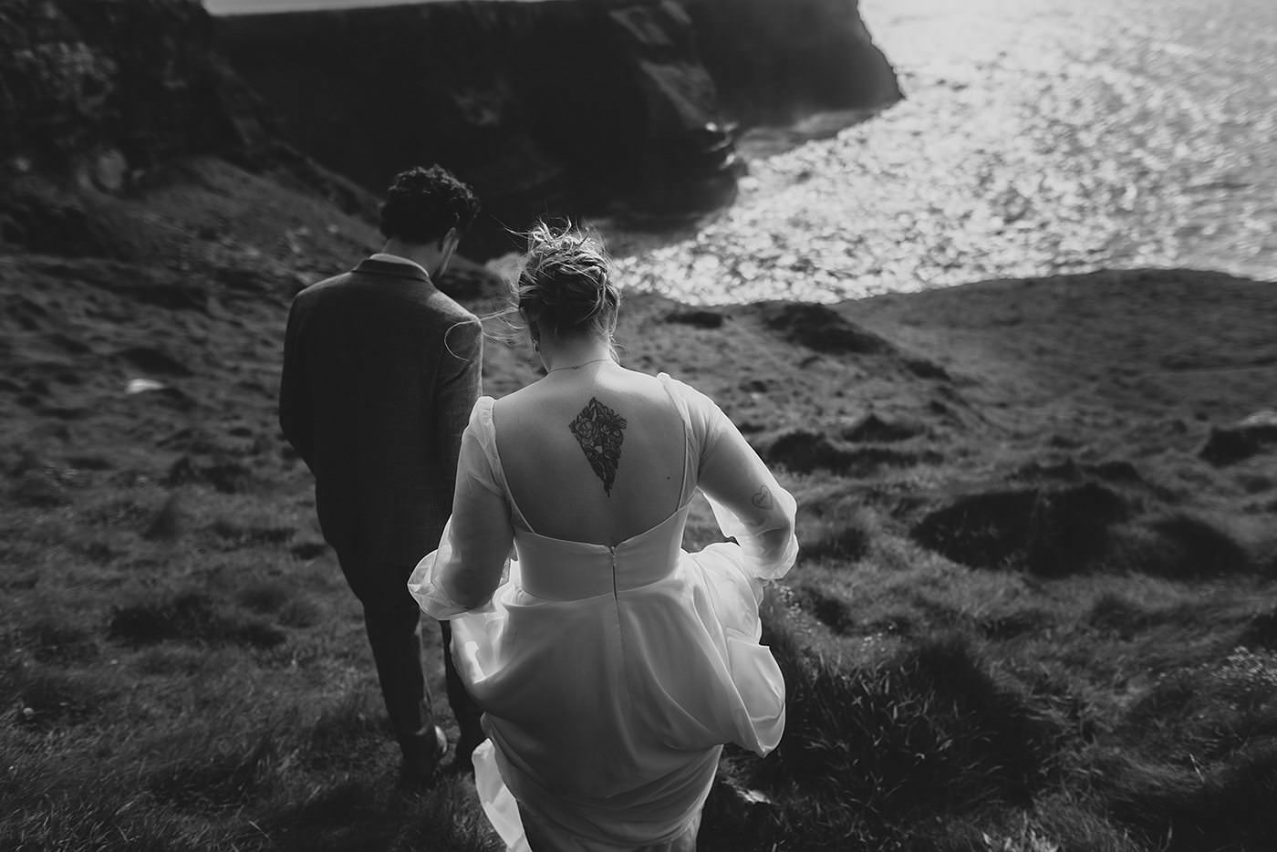 elopement-cliffs-of-moher-intimate-wedding-photography-Vaughans-Head-ireland152.jpg
