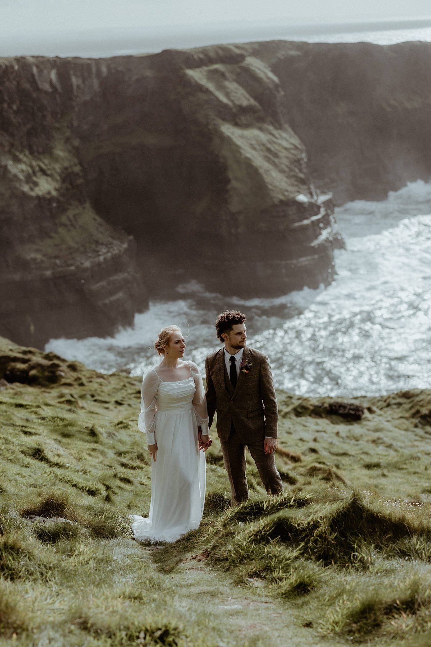 elopement-cliffs-of-moher-intimate-wedding-photography-Vaughans-Head-ireland155.jpg