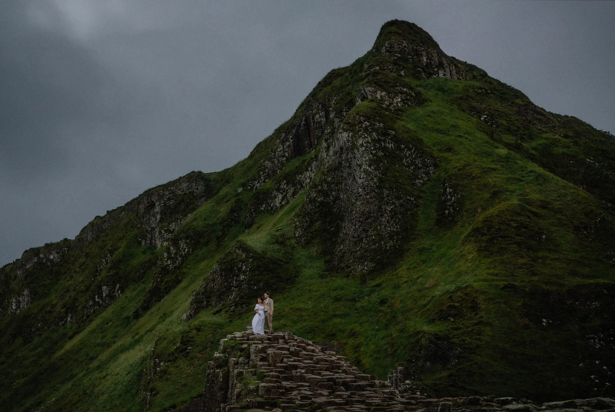 giants-causeway-elopement-in-ireland-56.jpg