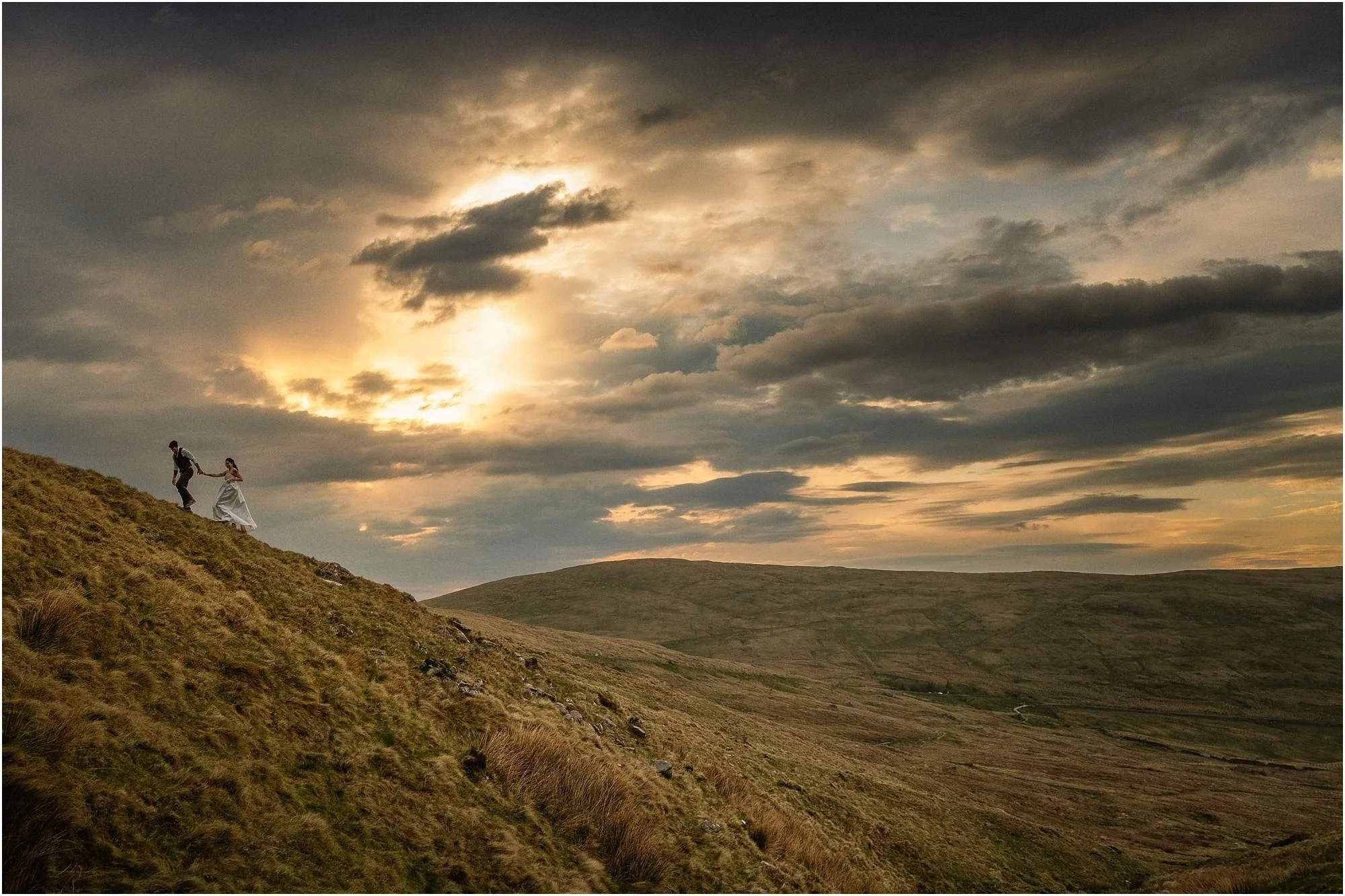 mourne-mountains-elopement-ireland-_0178.jpg