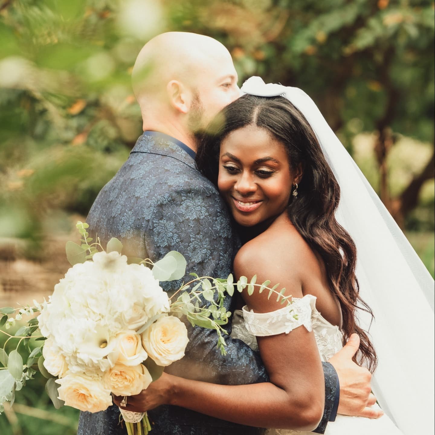 I'm finally getting around to sharing some photos from Clare and Brian's dreamy backyard wedding! 🩷💍
.
.
Bridal makeup and hair by me for @peachcowgirlbeauty
📷 @hlynn.photographs 
.
.
#bridalmakeupnc #ncmakeupartist #raleighncmakeup #raleighmua #r