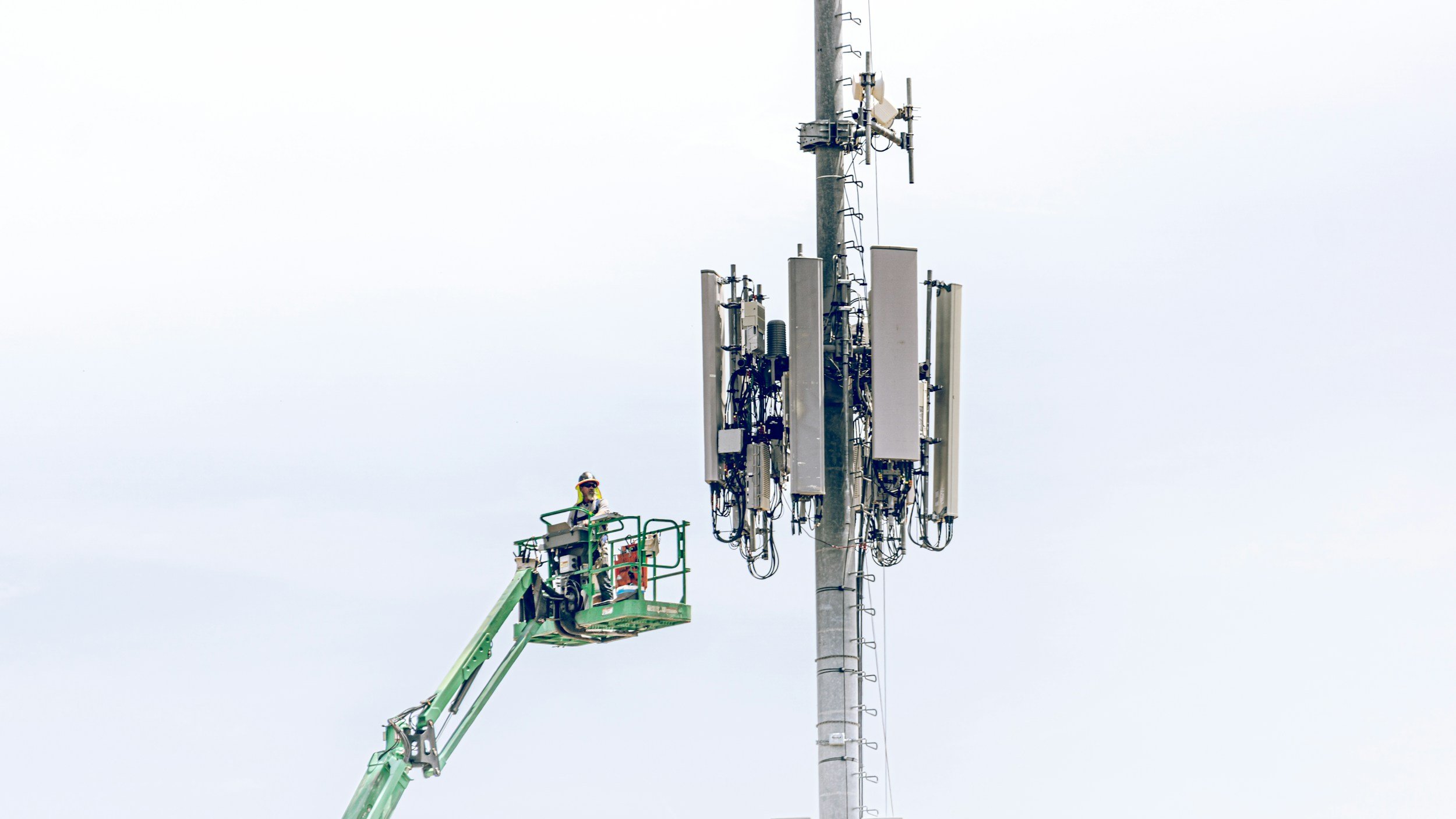 Colocation vs. Build-to-Suit: Which Is Right for Your Coverage Goals?
