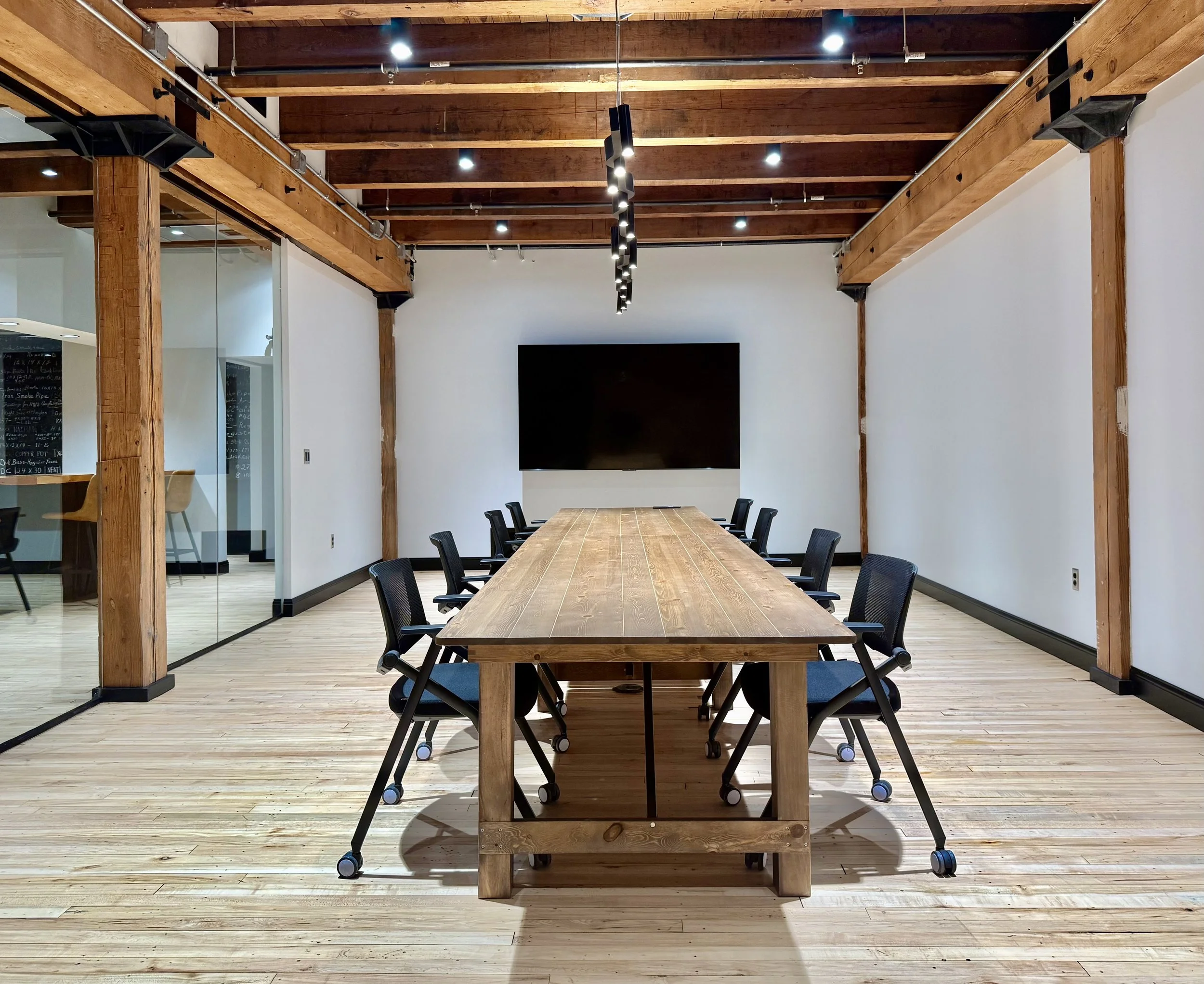Tastin Room 1.jpg