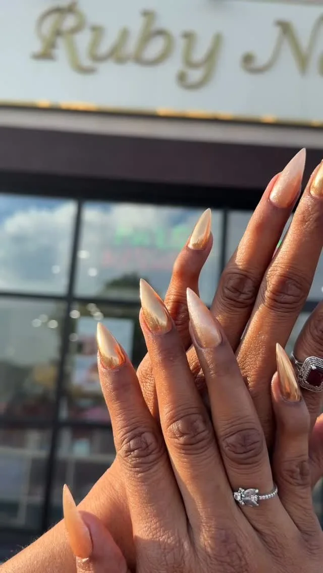24K and SHARP JUST THE WAY WE LIKE THEM🤩
-
🌺Ruby Nail Bar
Nails.Spa.Waxing.HeadSpa
📍: Ruby Nail Bar
🛖: 855 Regent Ave W, Winnipeg MB
📞: (204) 222-5372
⏱️: Mon - Fri, 10:00AM -7:00PM
Sat - Sun, 10:00 AM - 6:00PM
Call or Book online!
Walk-Ins