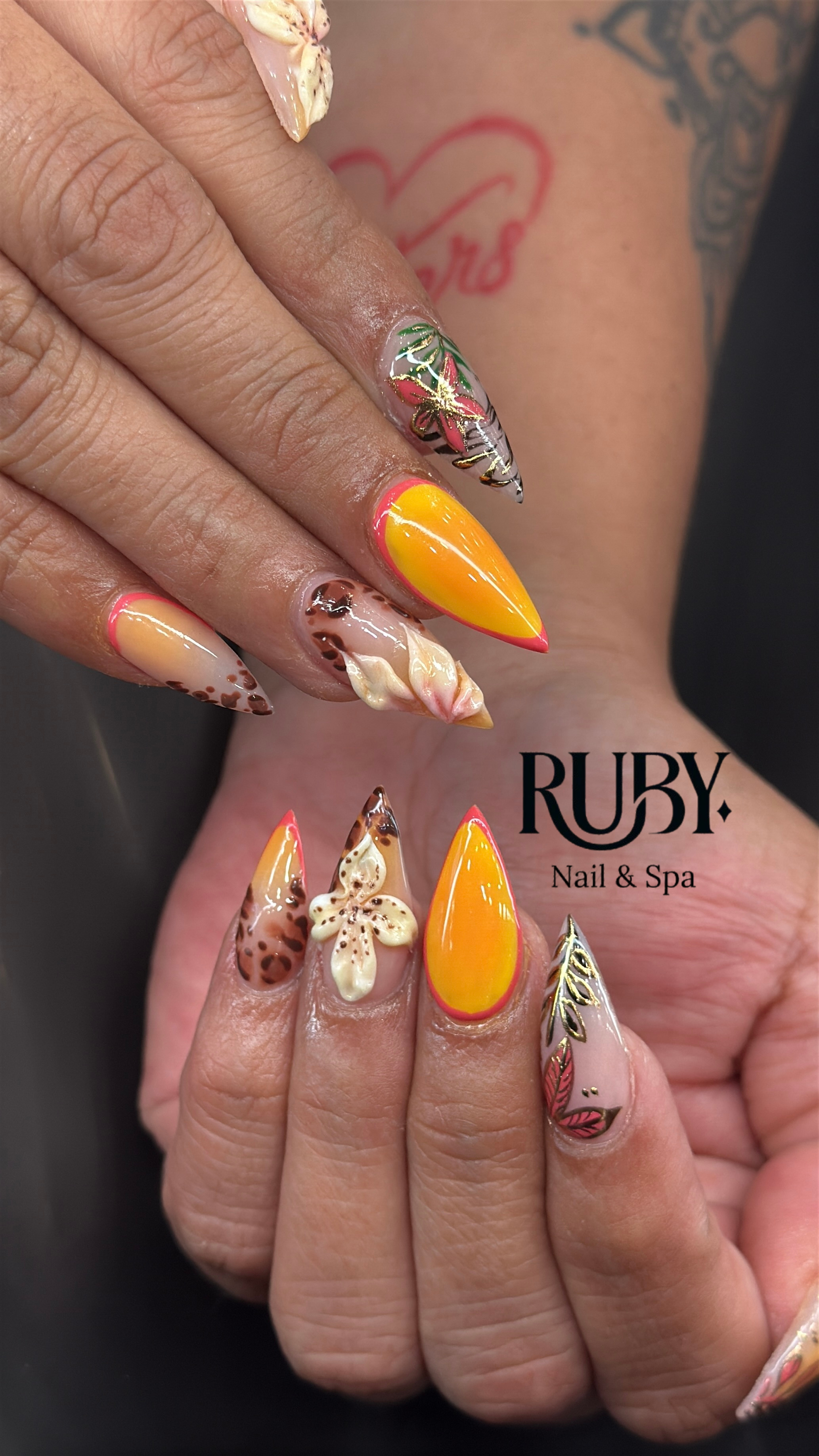 summer-nail-design-acrylic-transcona-winnipeg