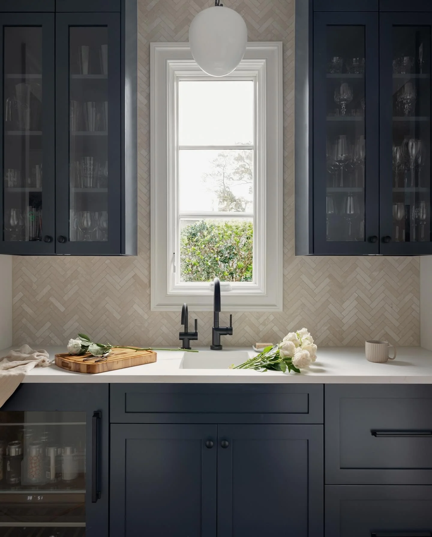 The Blue Scullery.

Design: @blacksaltinteriordesign 
Build: @reveriebuildingco 
Cabinetry: @williamacwccllc 
Photography: @peakvisualsus 
Prop Stylist: @kristenalcorta