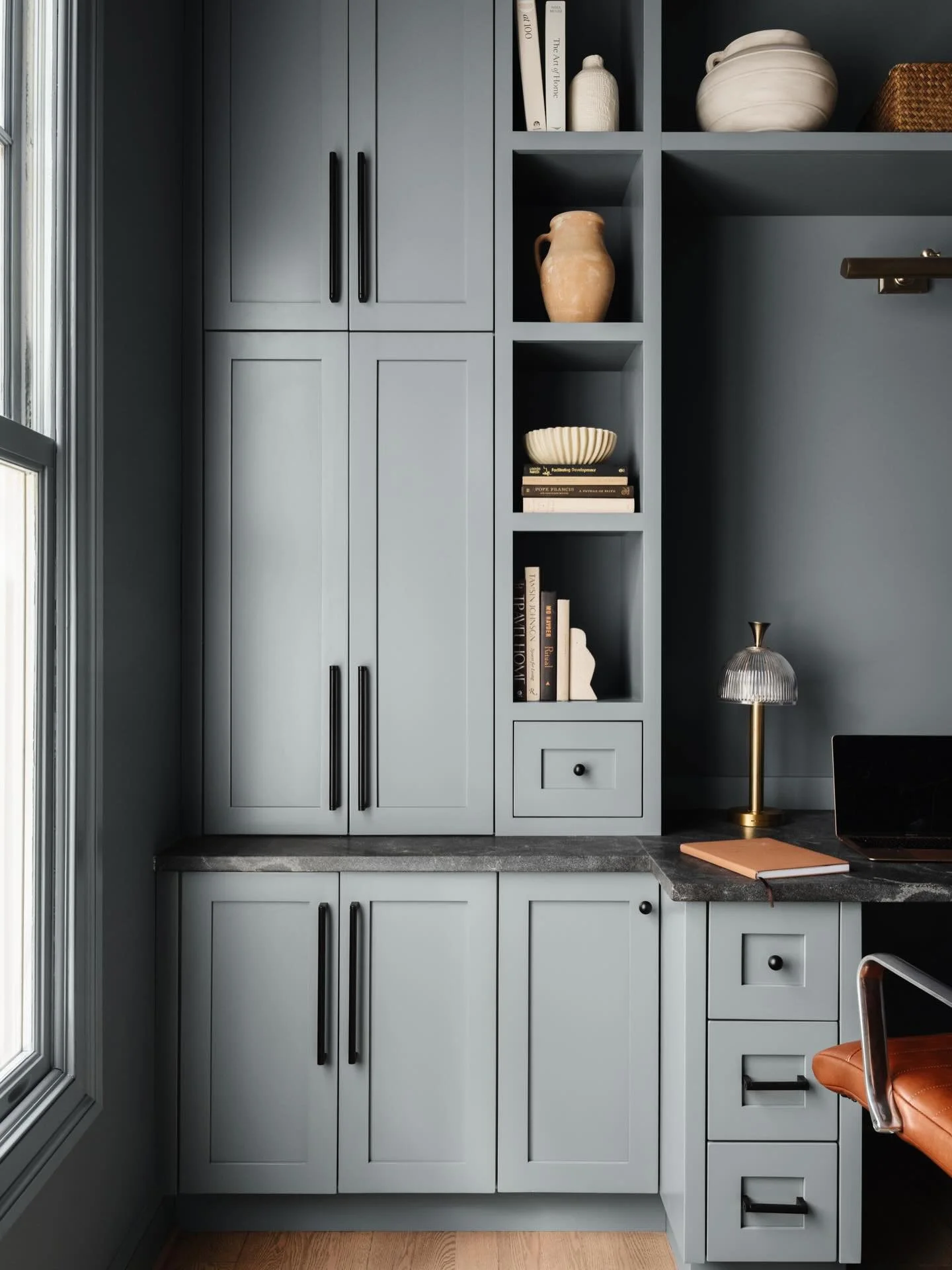 Out of office.
Grateful for the spaces we create and the moments they hold.
Wishing you a beautiful holiday season.
&mdash; Black Salt Interiors

design: @blacksaltinteriordesign 
build: @reveriebuildingco 
millwork: @walkers_creek_cabinets 
photo: @