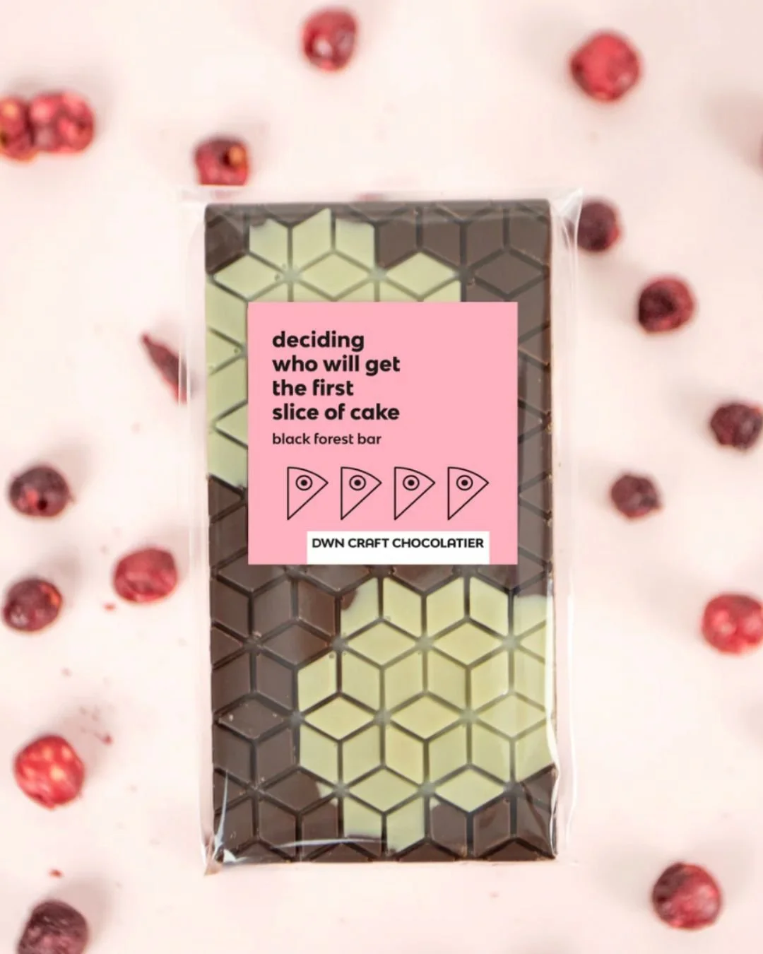 I have a premonition that there will be a long line up at this booth. Just saying. 🍫🍫🍫

Shop @dwnchocolate at the MN Spring Handmade Market. I'll be there....in line. 🍫

🗓️ 25 + 26 April, 10-4pm
📍 College Boreal, Sudbury
🎟️ Entry by Donation

