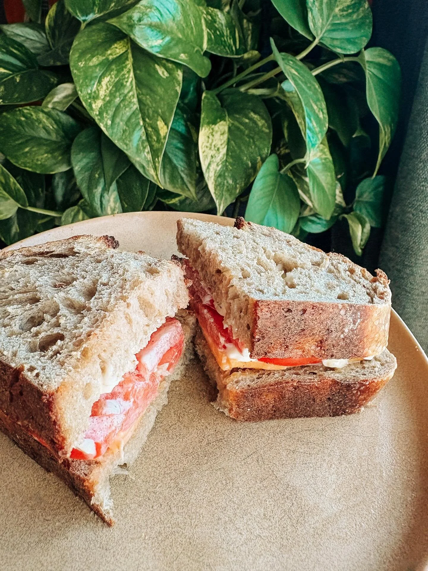 It&rsquo;s a happy post market Monday morning and I&rsquo;m loving this sunshine! ☀️ 

We want to say a big thank you to everyone who came to visit our makers despite the gorgeous weekend weather that was no doubt pulling you outside. It&rsquo;s so a