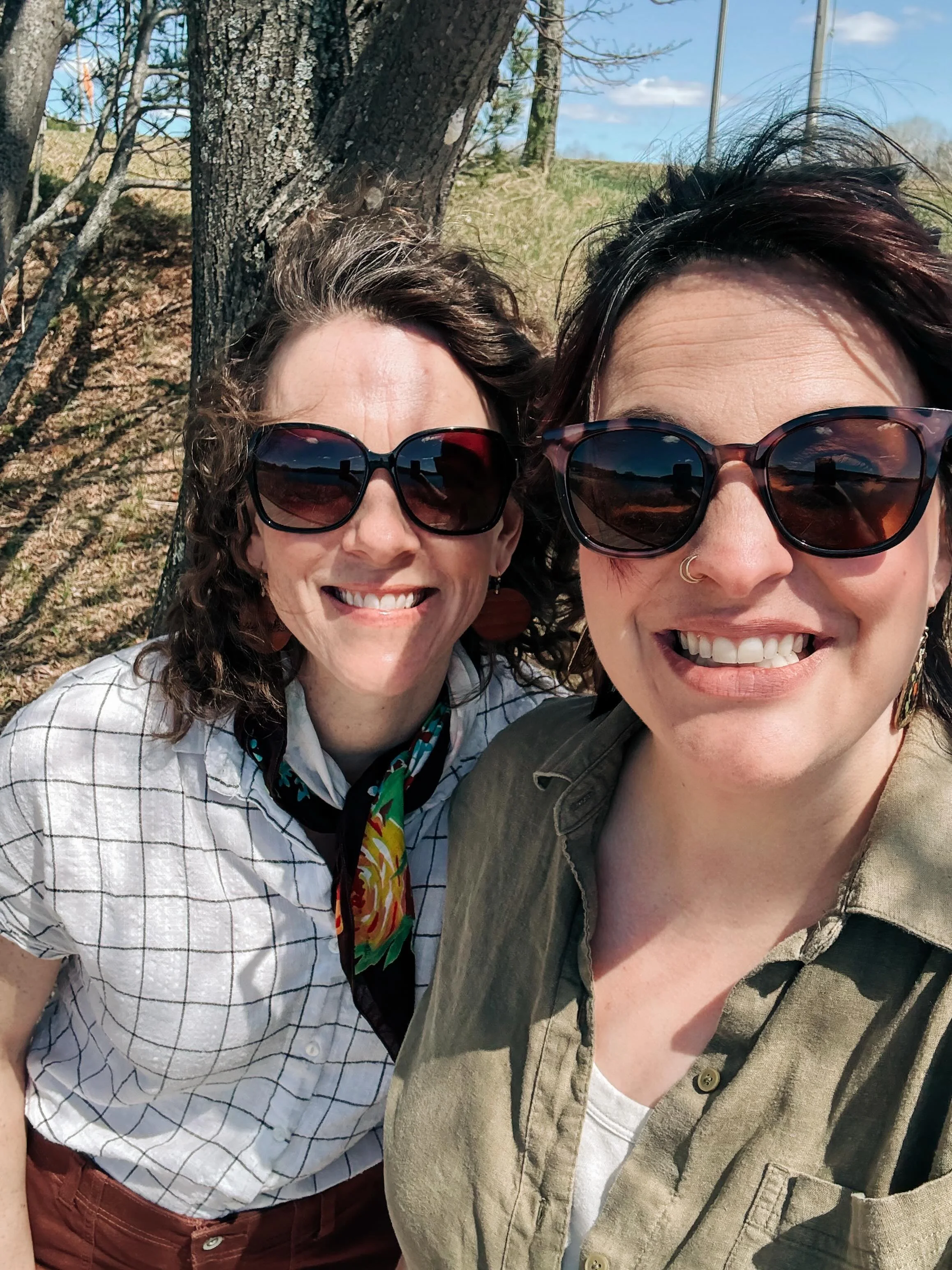 It&rsquo;s @heirloomisland&rsquo;s bday and I&rsquo;m SO happy I got to spend the whole day chatting away, drinking all the coffee and cackling our buns off! 

In almost every situation I&rsquo;m in, I ask myself &ldquo;WWJD - What would Julieanne do