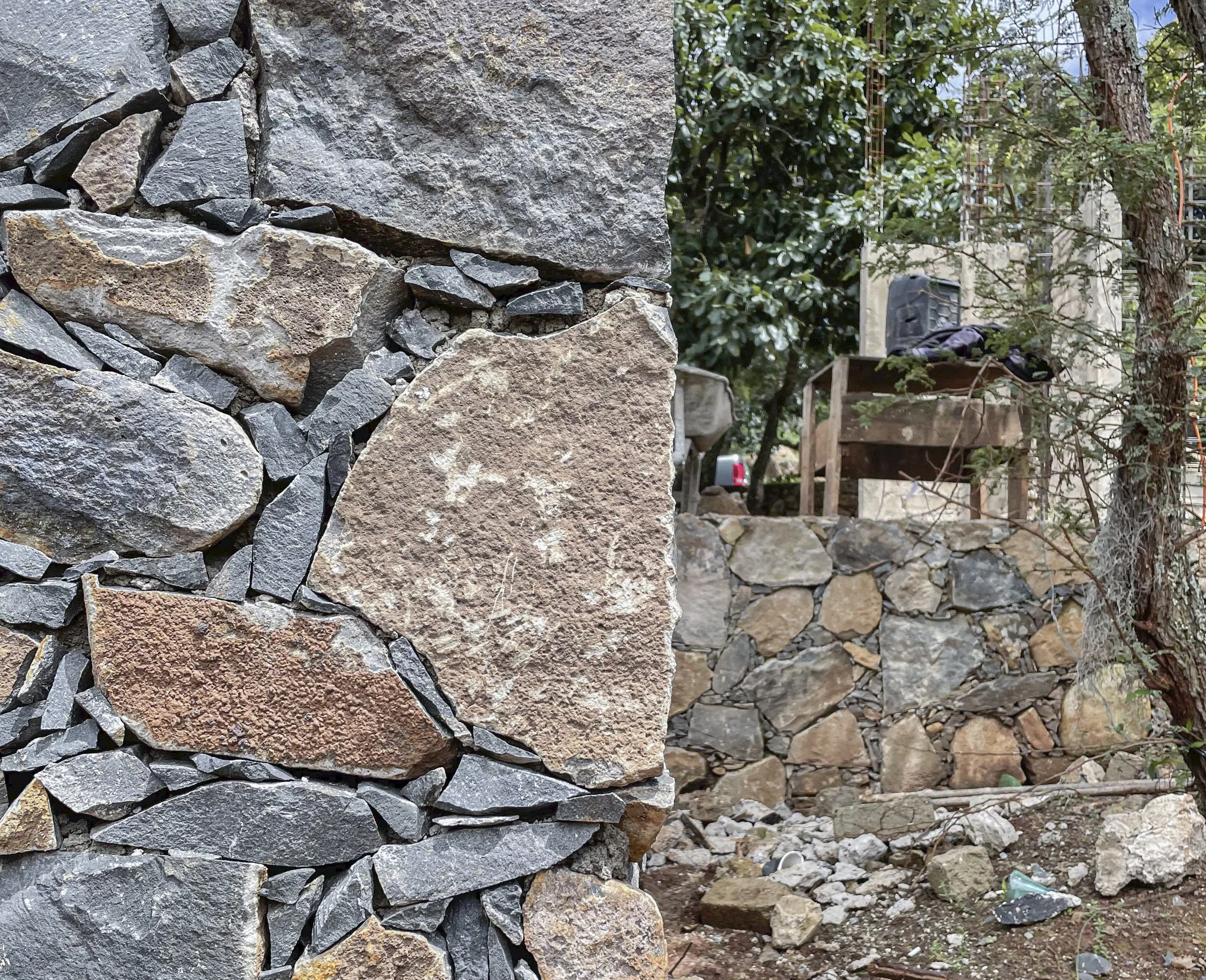 DETALLE PIEDRA KUALTSIN.jpg