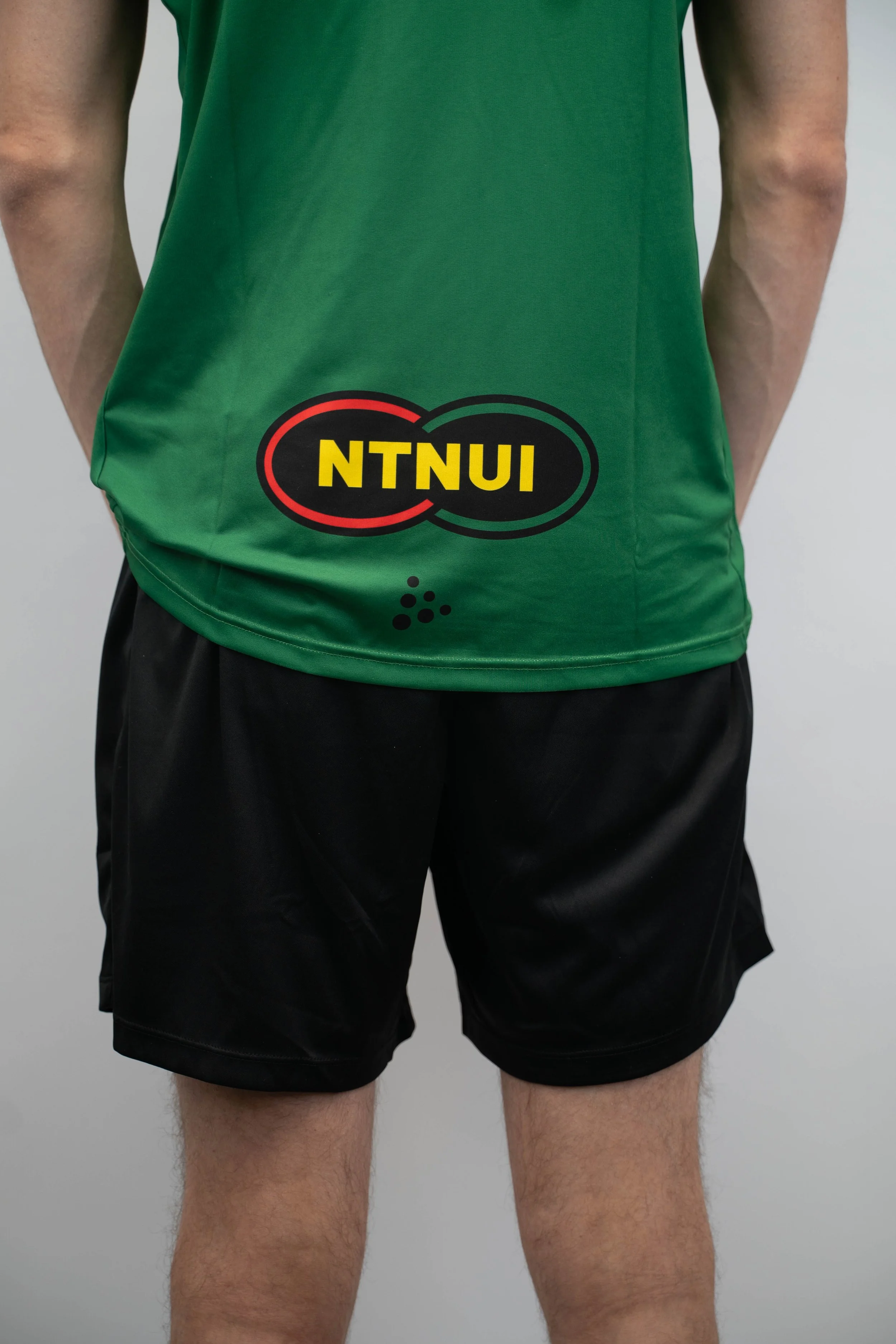 2025-11-16_Hans Kvam_Merch-93.jpg