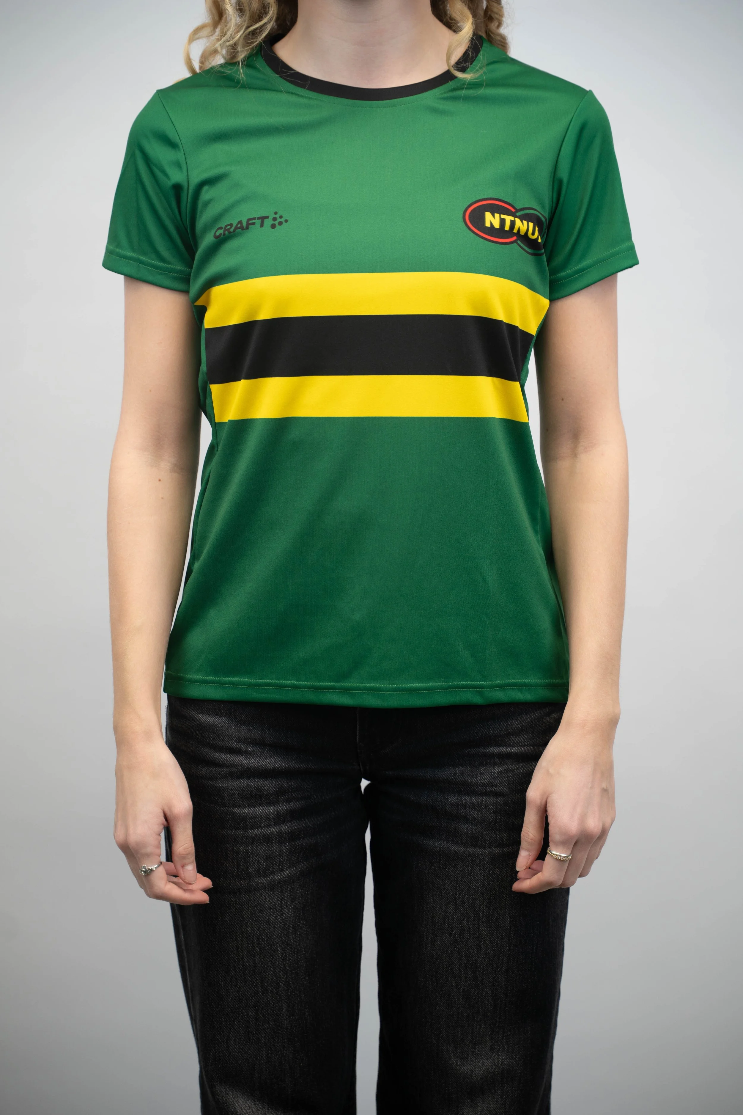 2025-11-16_Hans Kvam_Merch-9.jpg