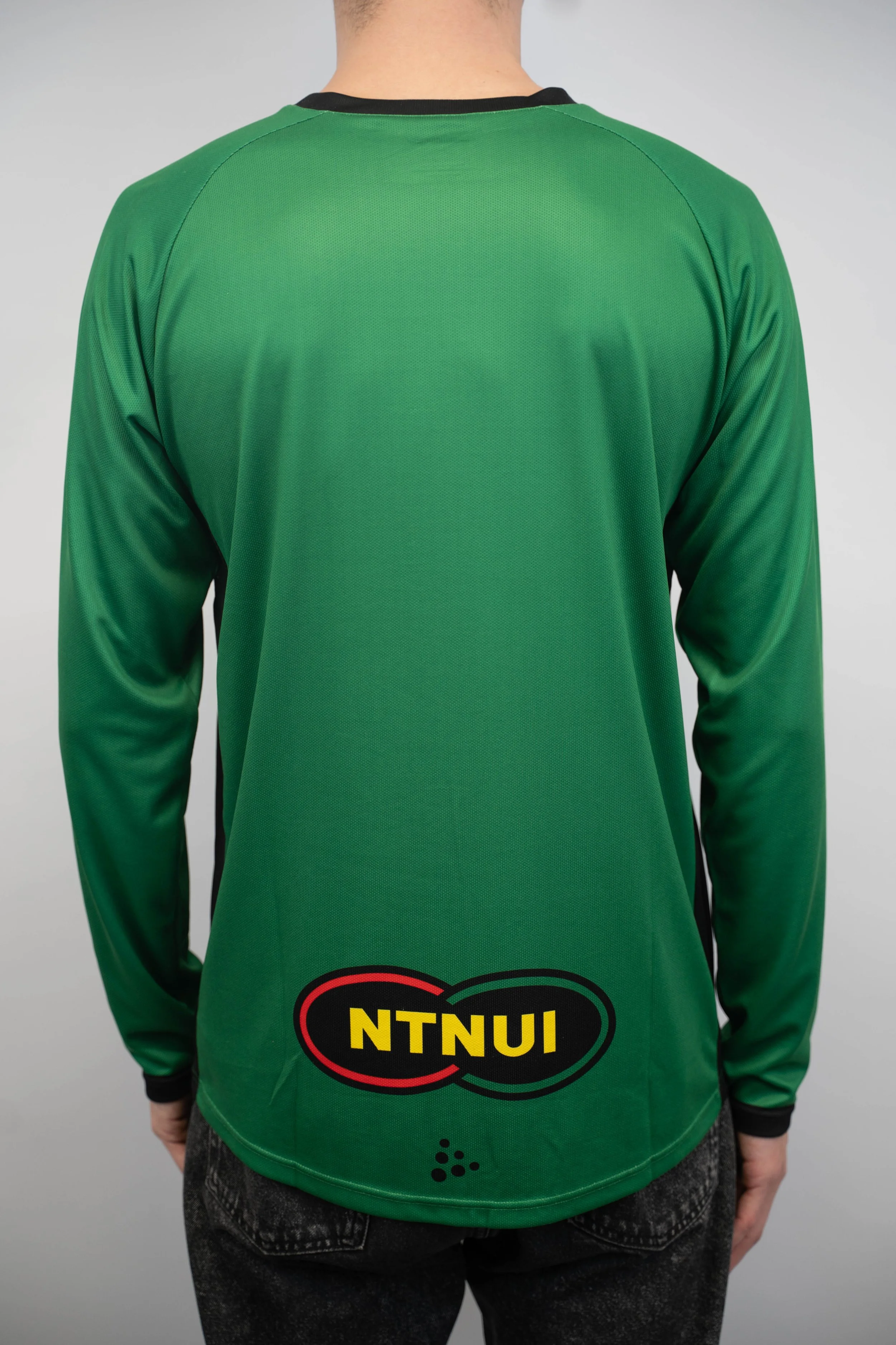 2025-11-16_Hans Kvam_Merch-72.jpg
