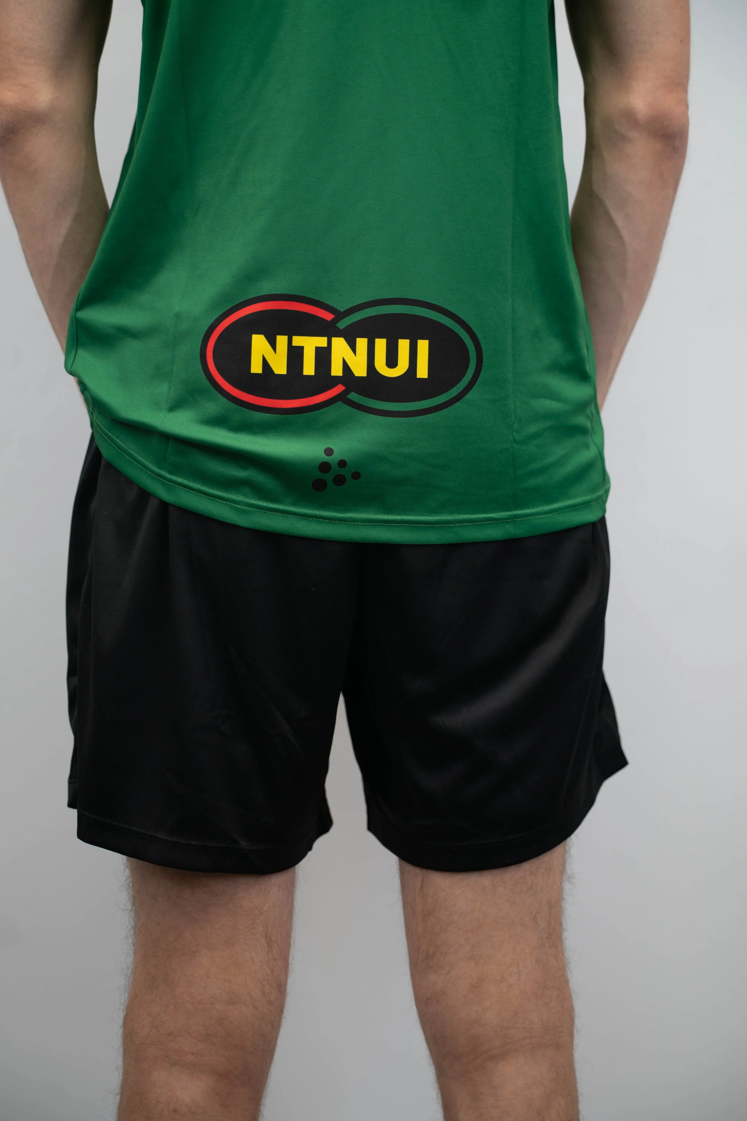 2025-11-16_Hans Kvam_Merch-92.jpg