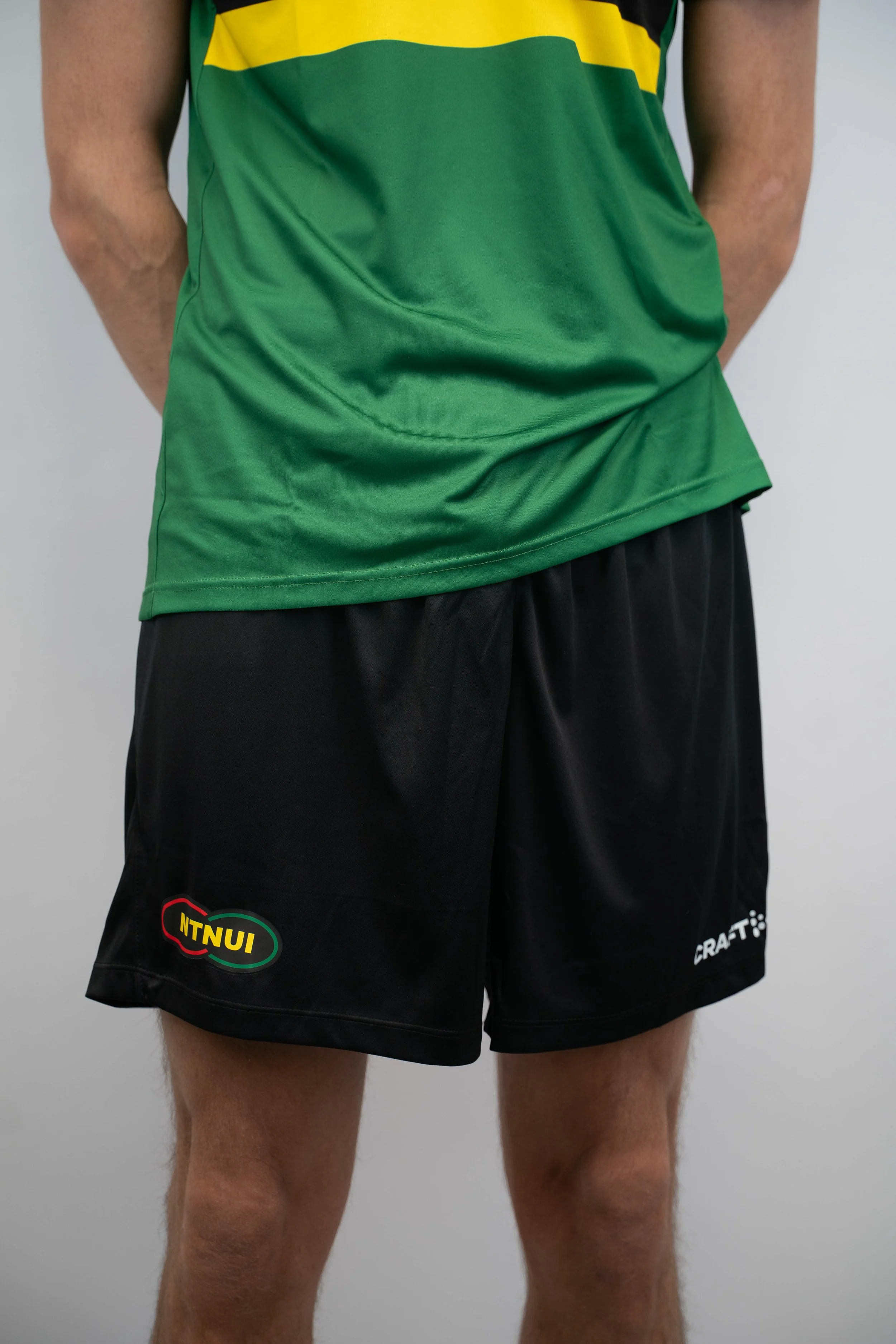 2025-11-16_Hans Kvam_Merch-91.jpg