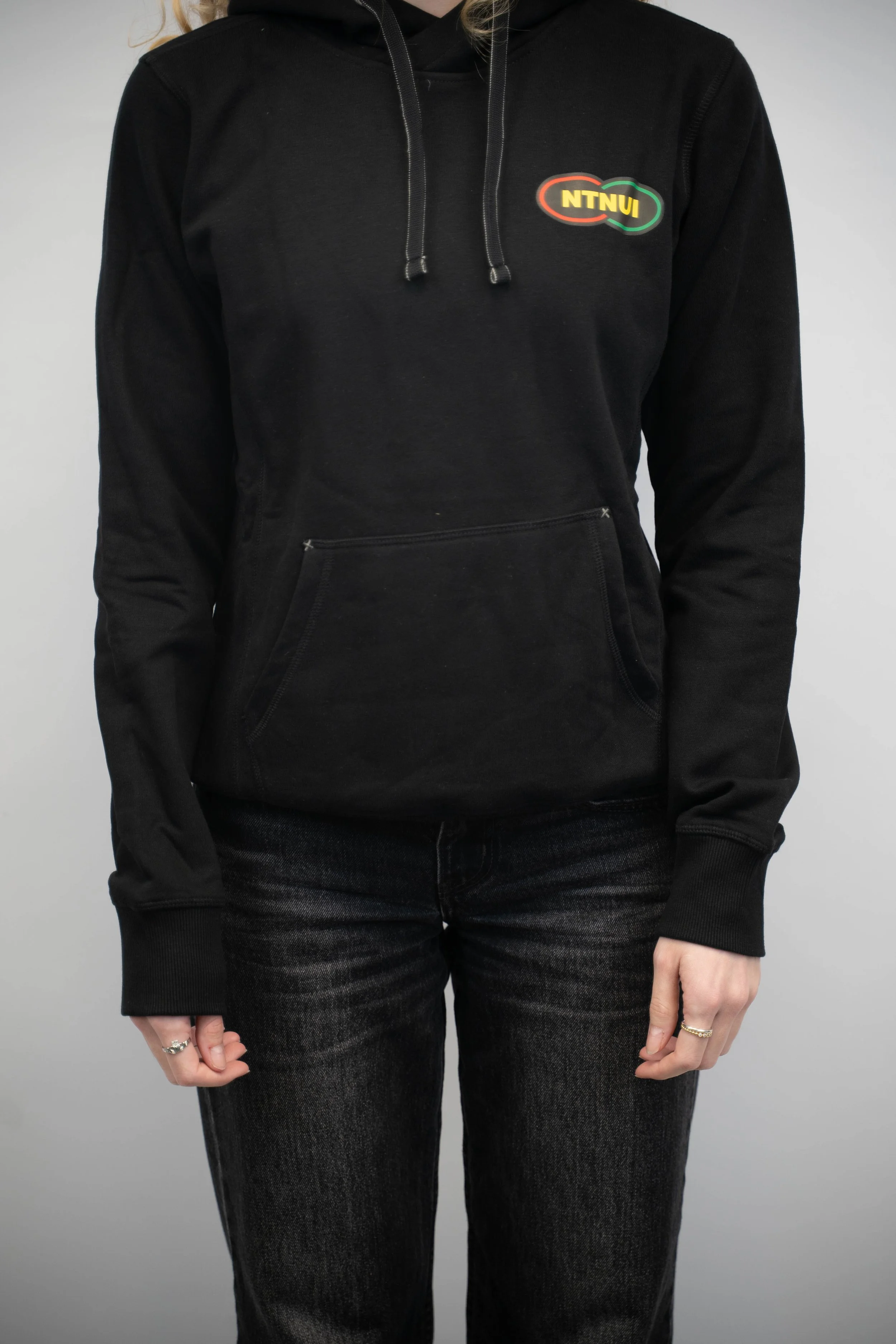 2025-11-16_Hans Kvam_Merch-17.jpg