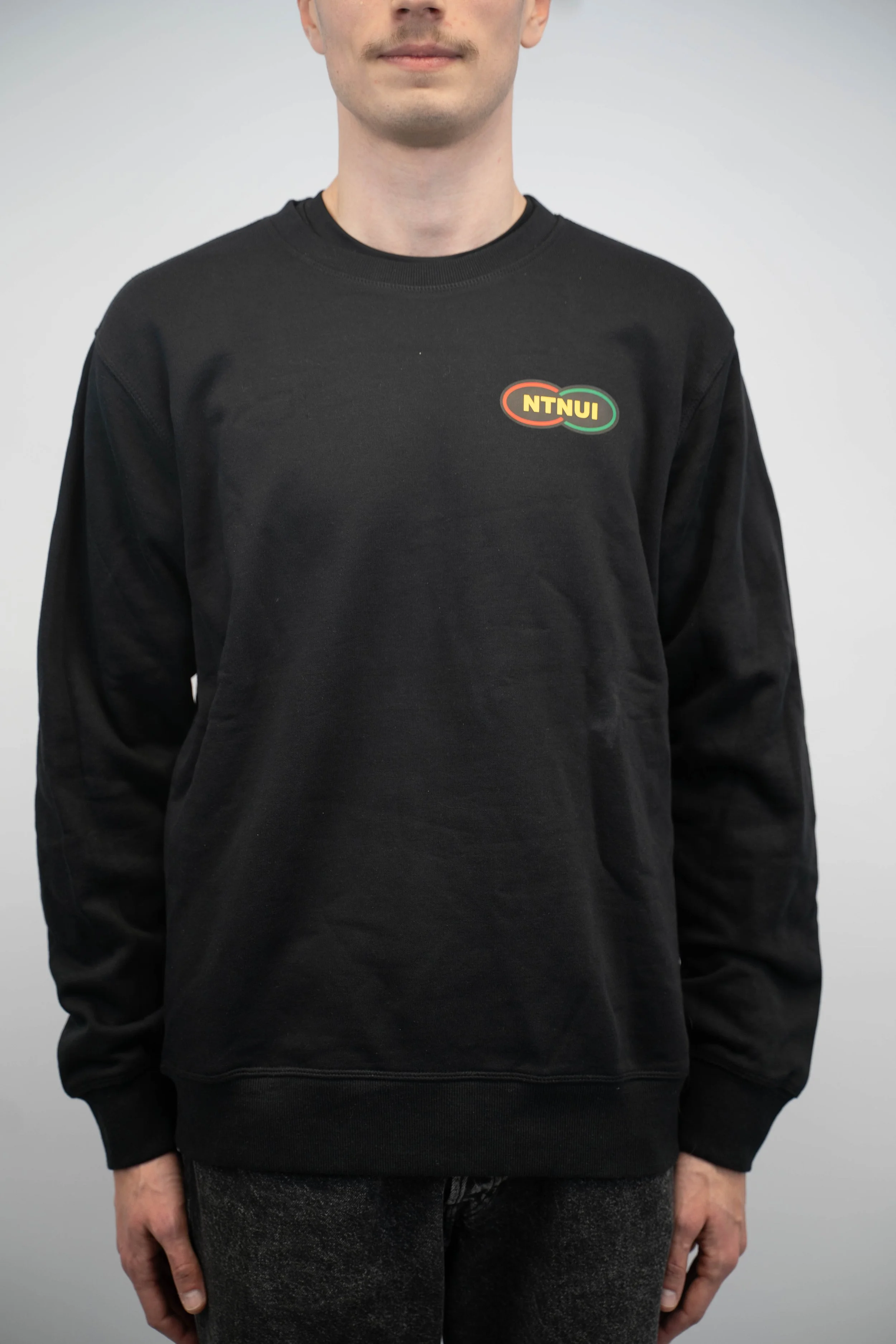 2025-11-16_Hans Kvam_Merch-119.jpg