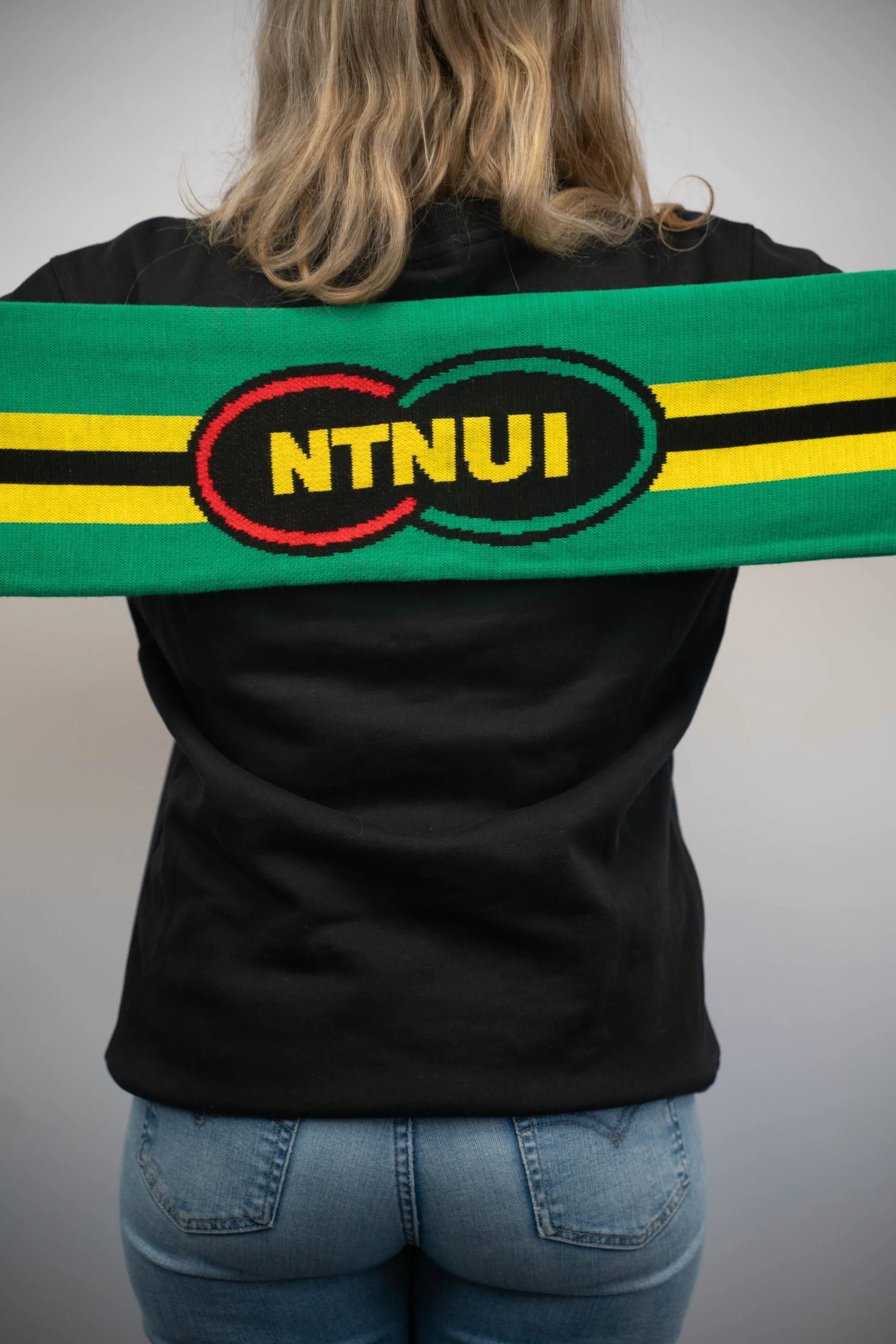 2025-11-16_Hans Kvam_Merch-35.jpg