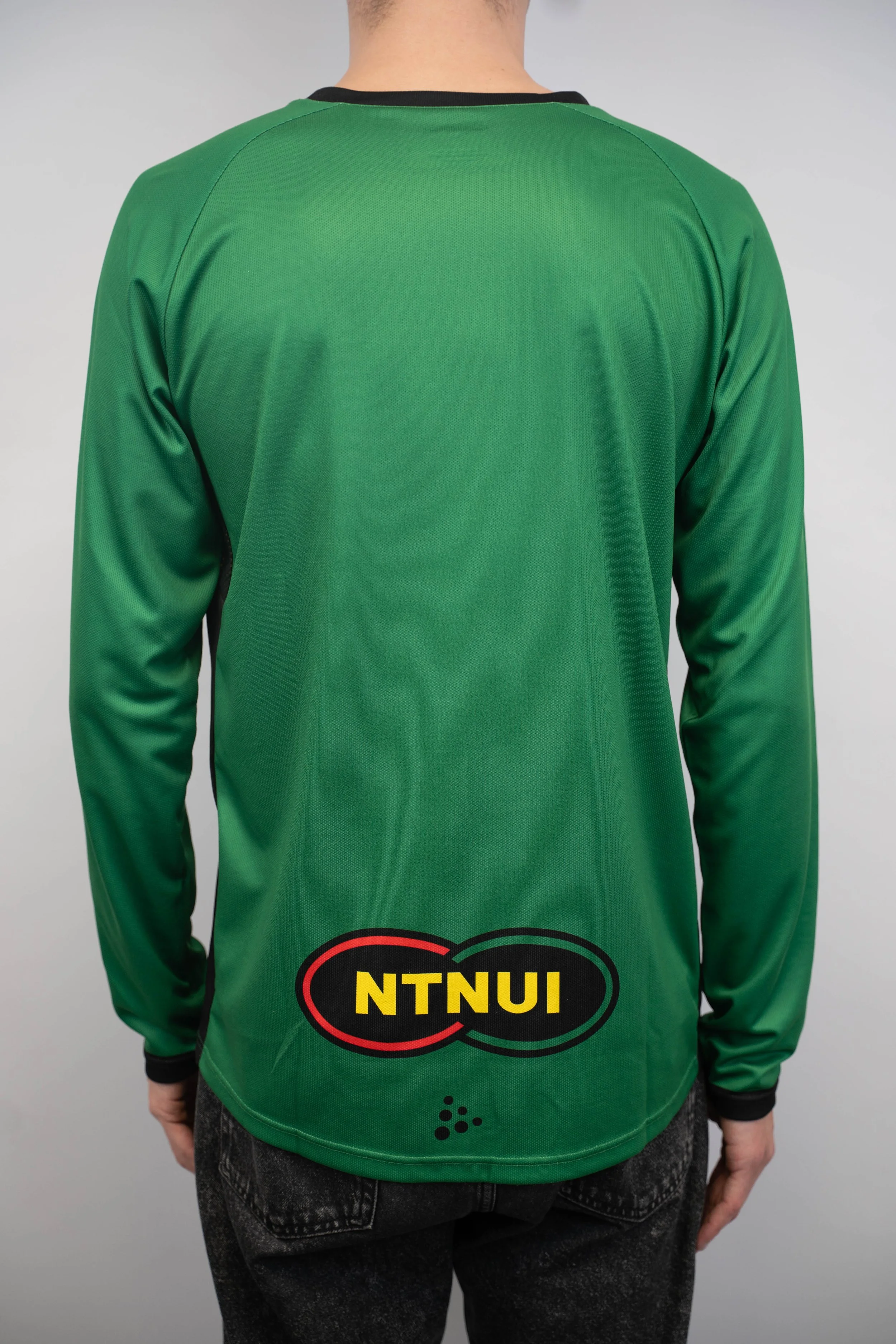 2025-11-16_Hans Kvam_Merch-73.jpg