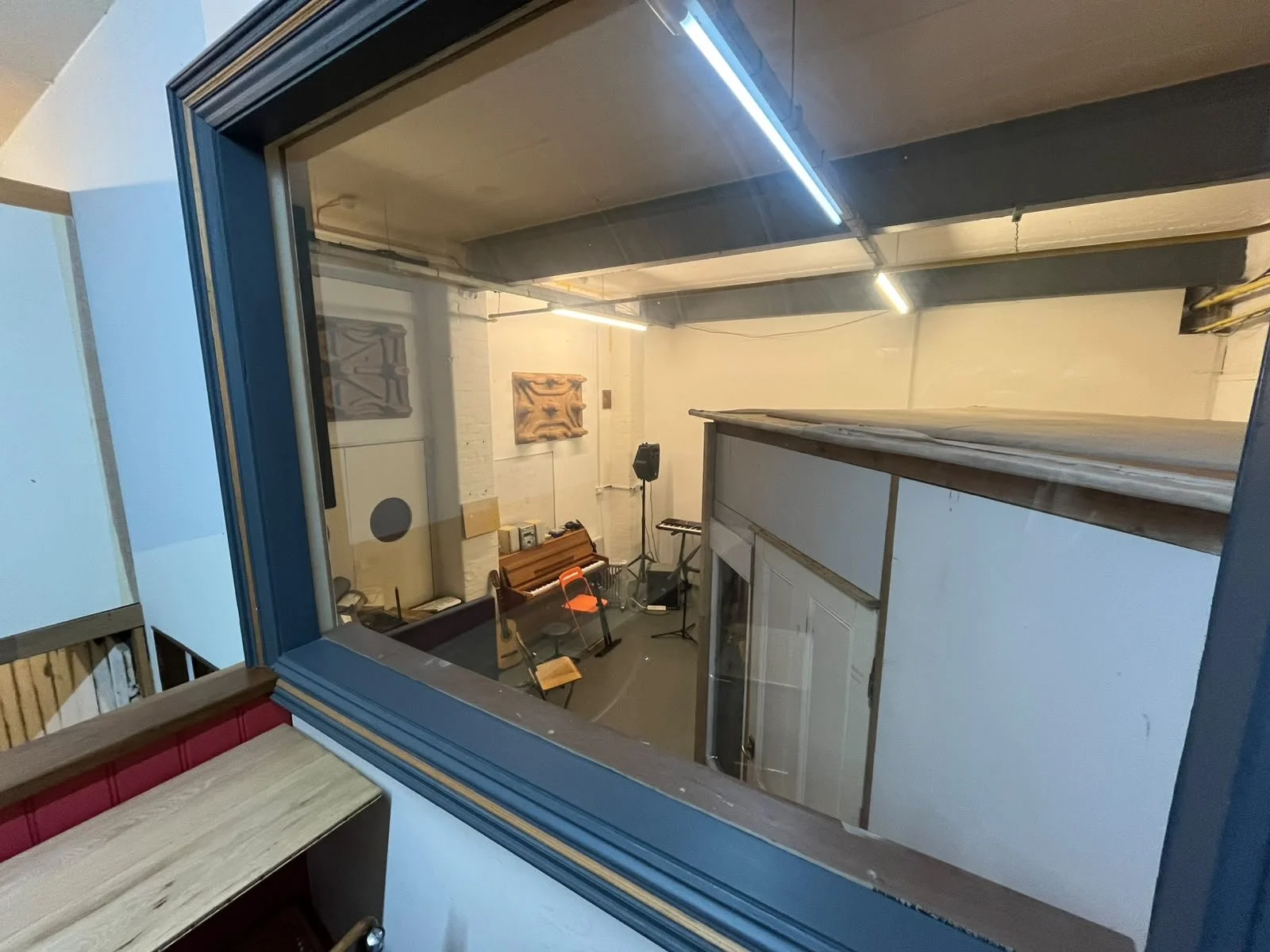 Jo Studio Booth Window.jpeg