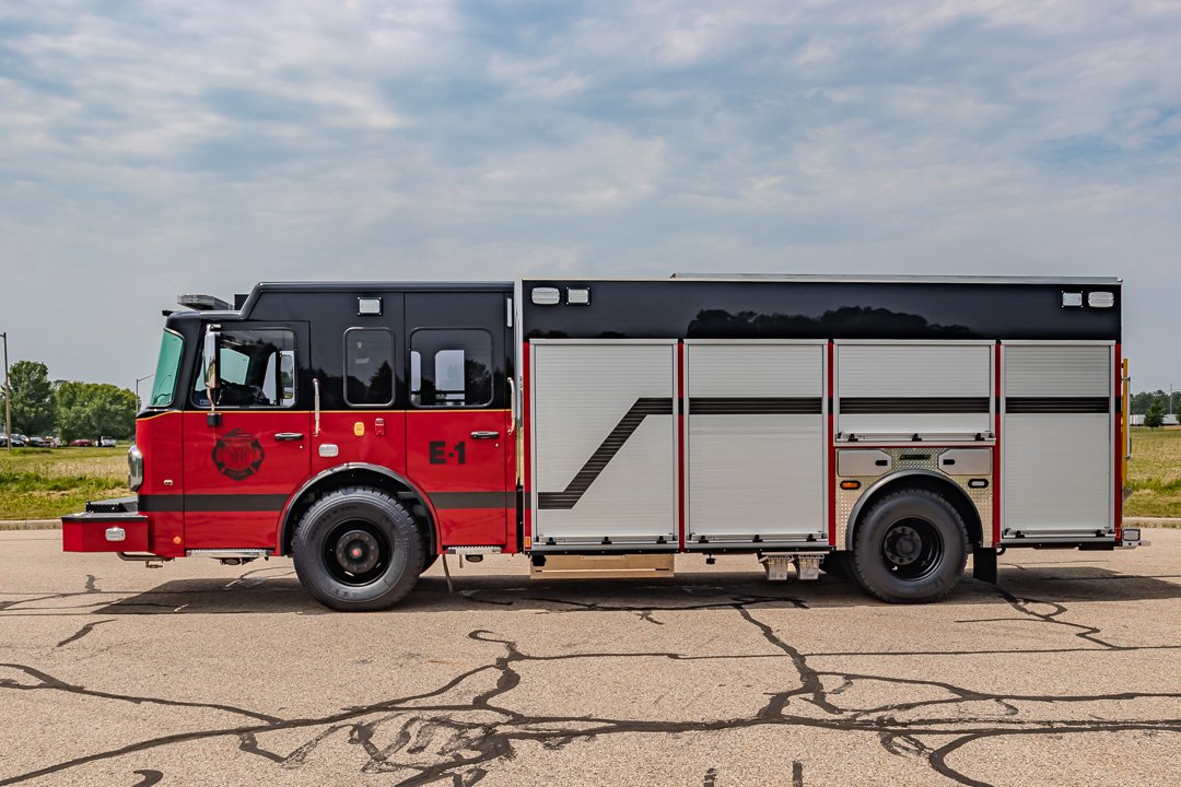1658 Solon Twp web (16 of 19).jpg