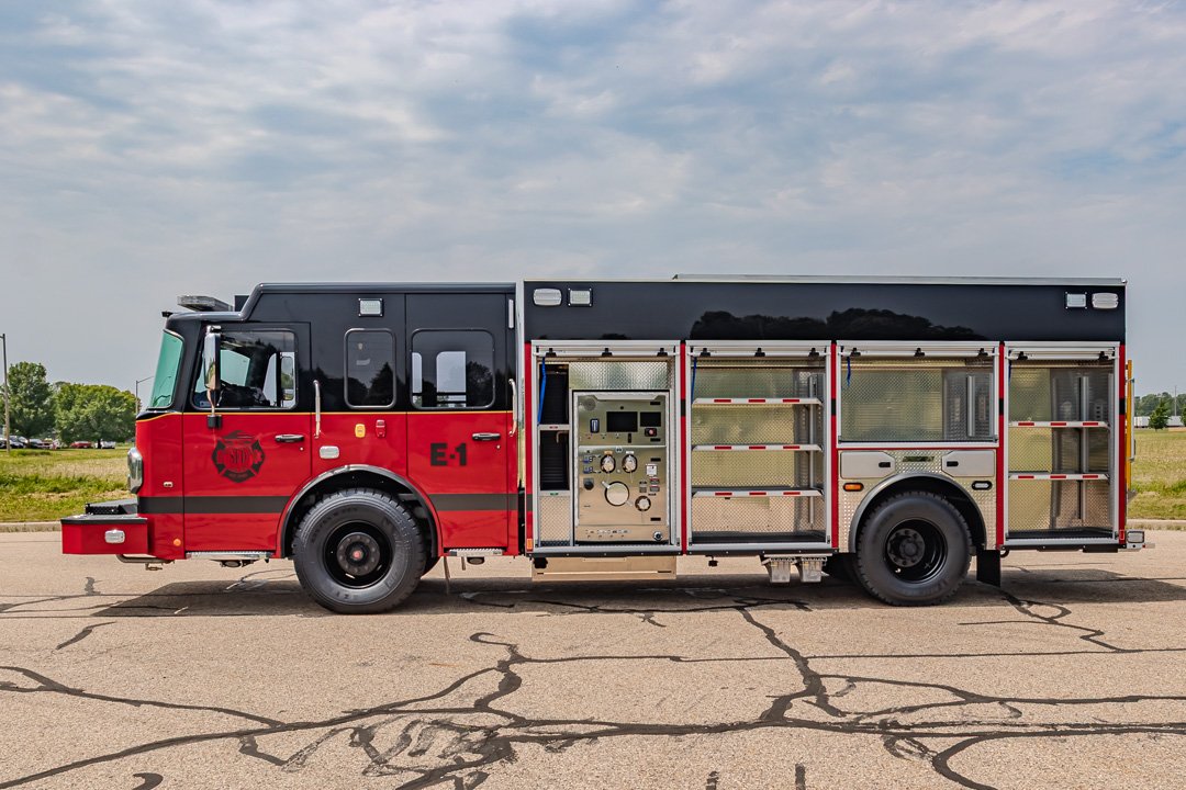1658 Solon Twp web (15 of 19).jpg