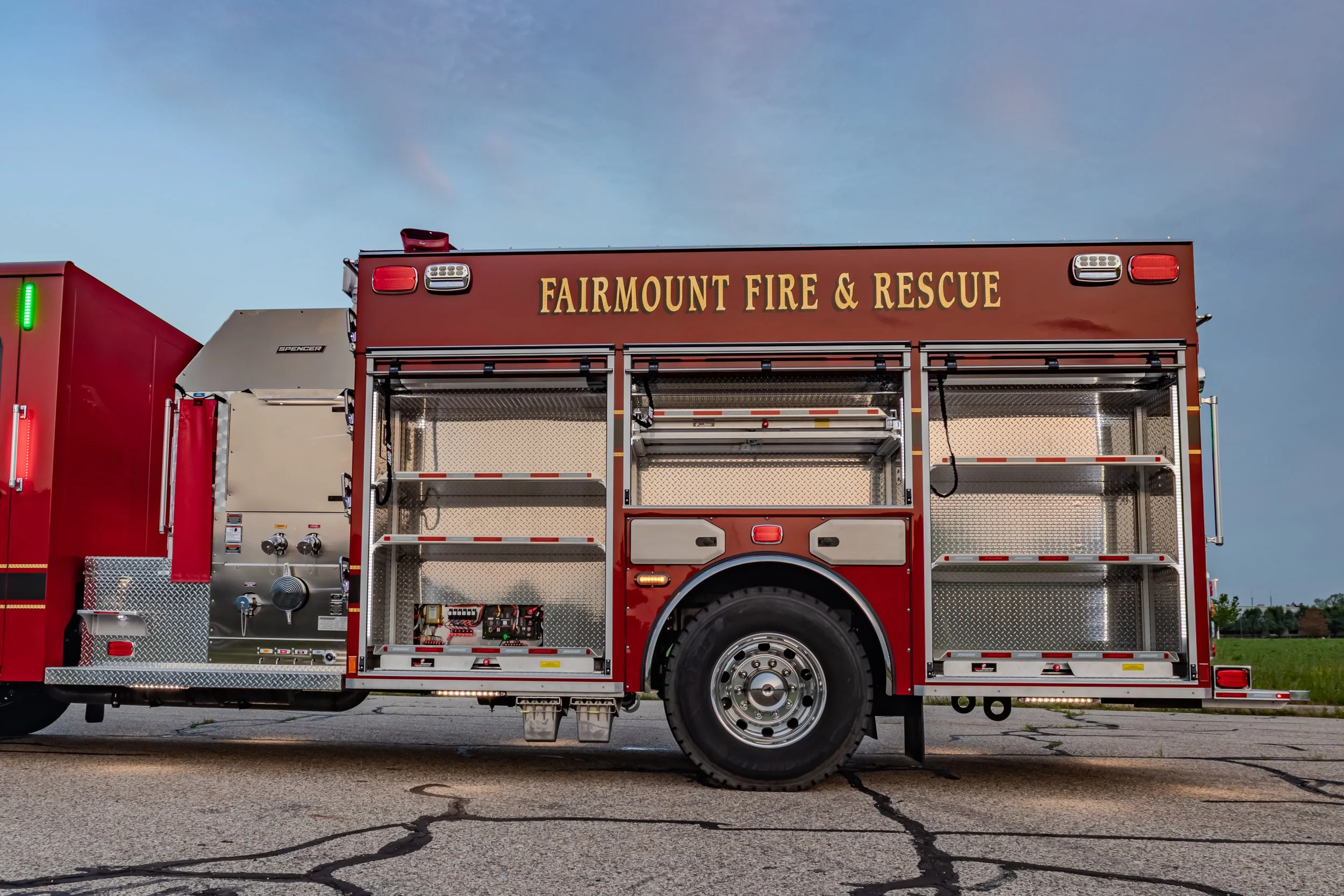 1713 Fairmount, IN full-4.jpg
