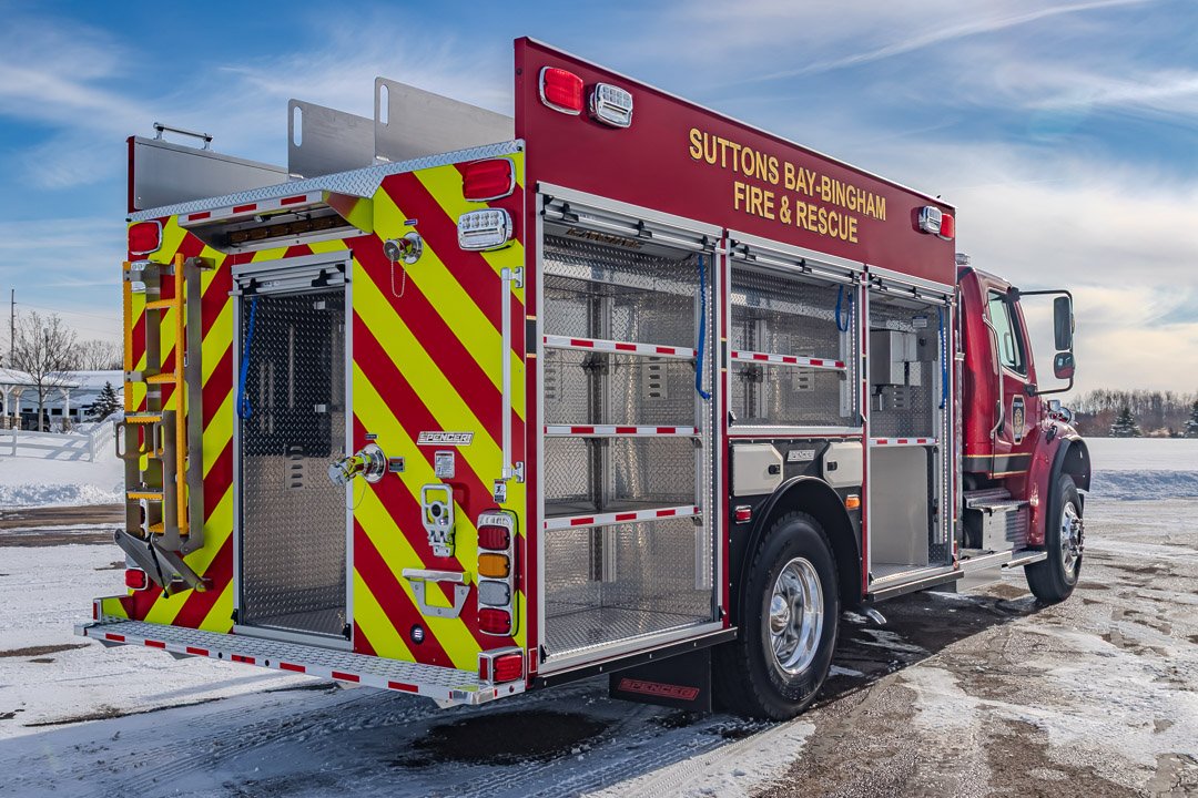 1730 Suttons Bay_MI web-14.jpg