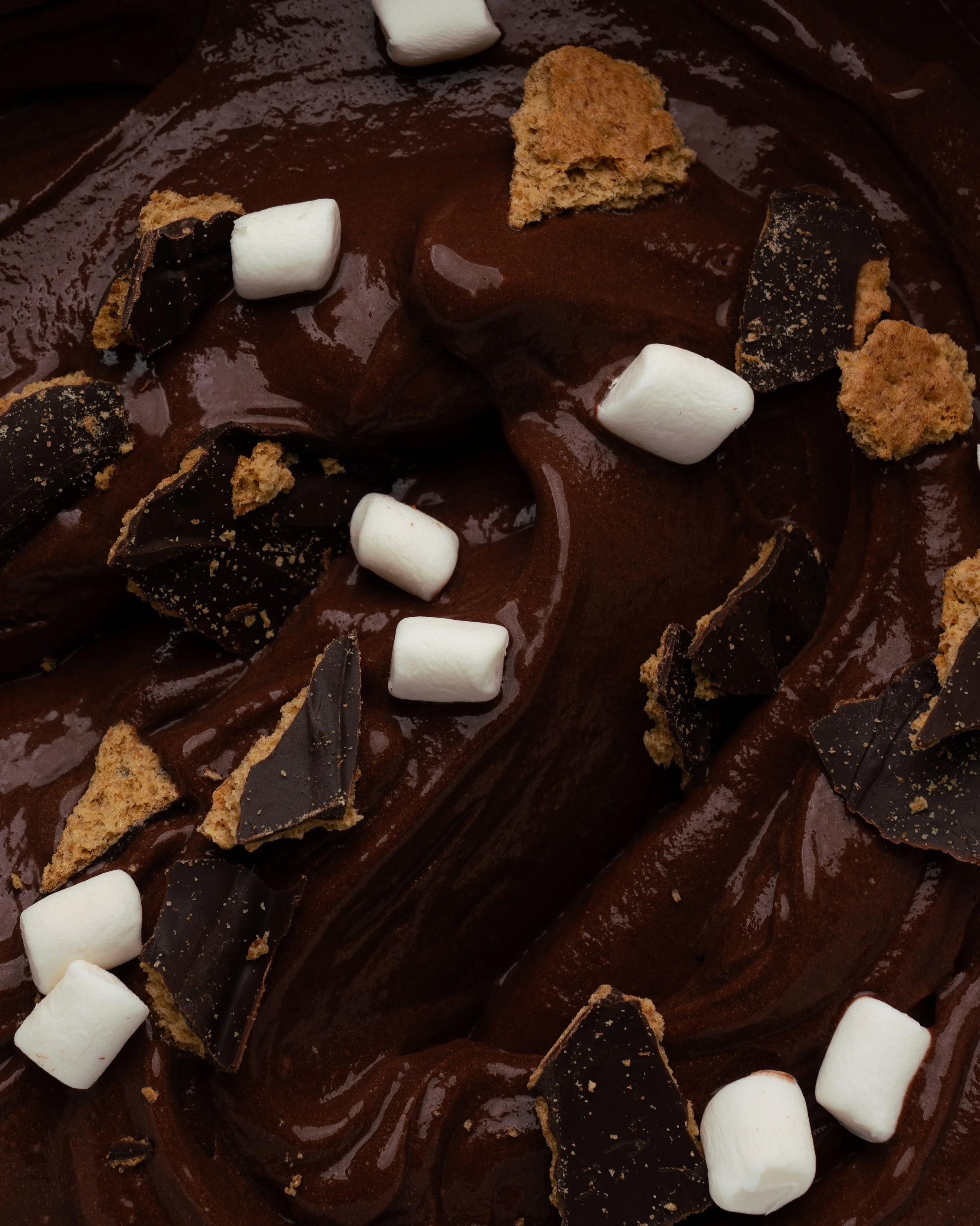 CHOCOLATE S'MORES (V)