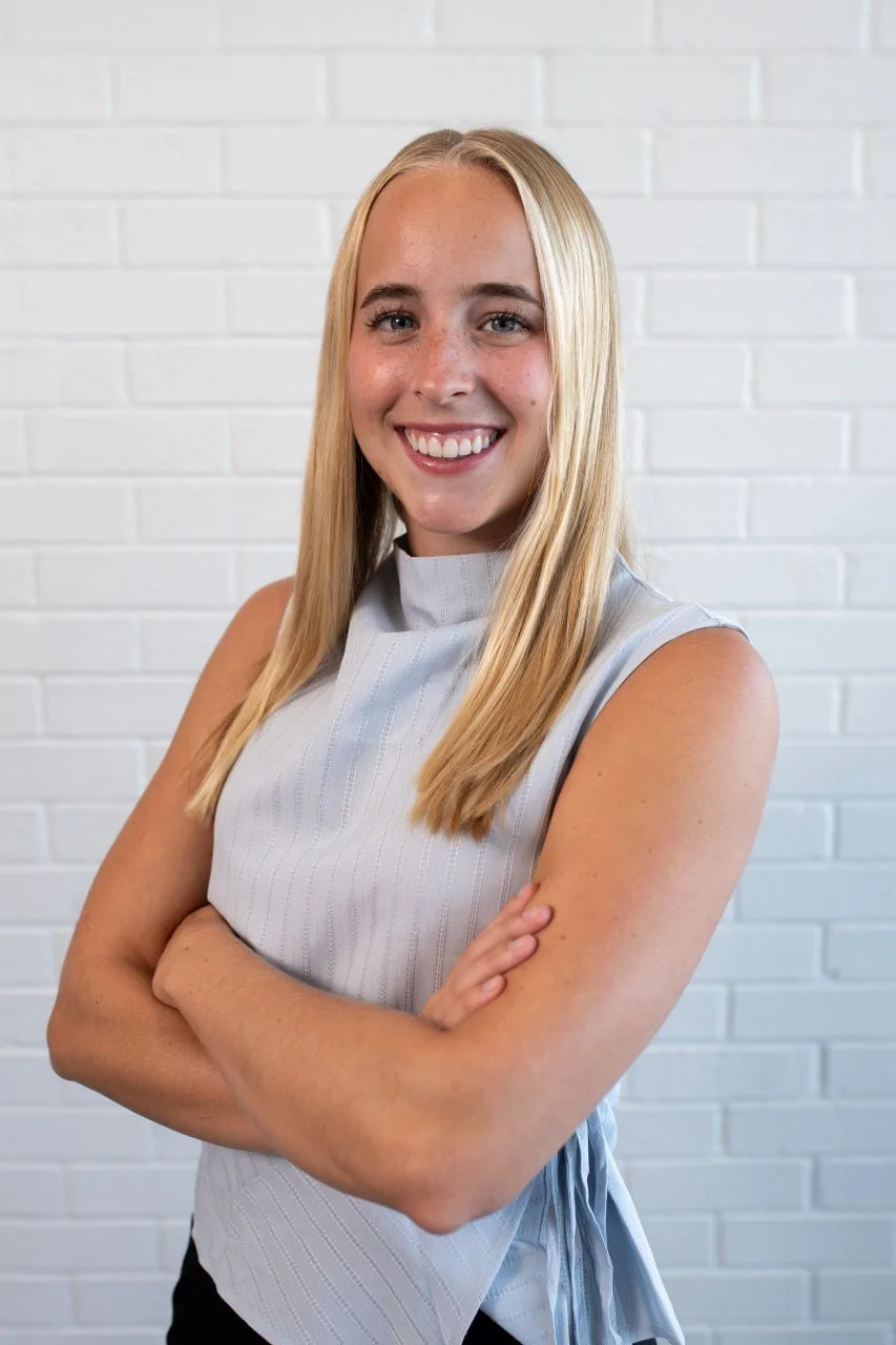 Ainsley J. headshot