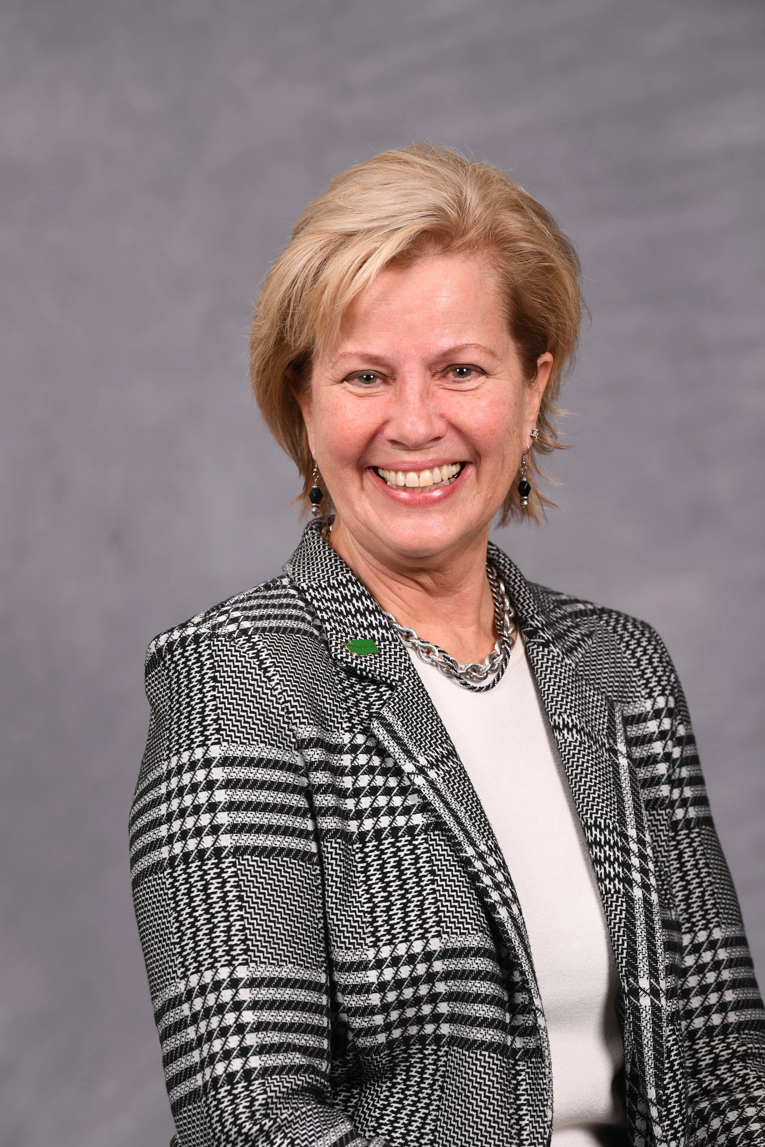 Vicky Scharlau Headshot.JPG