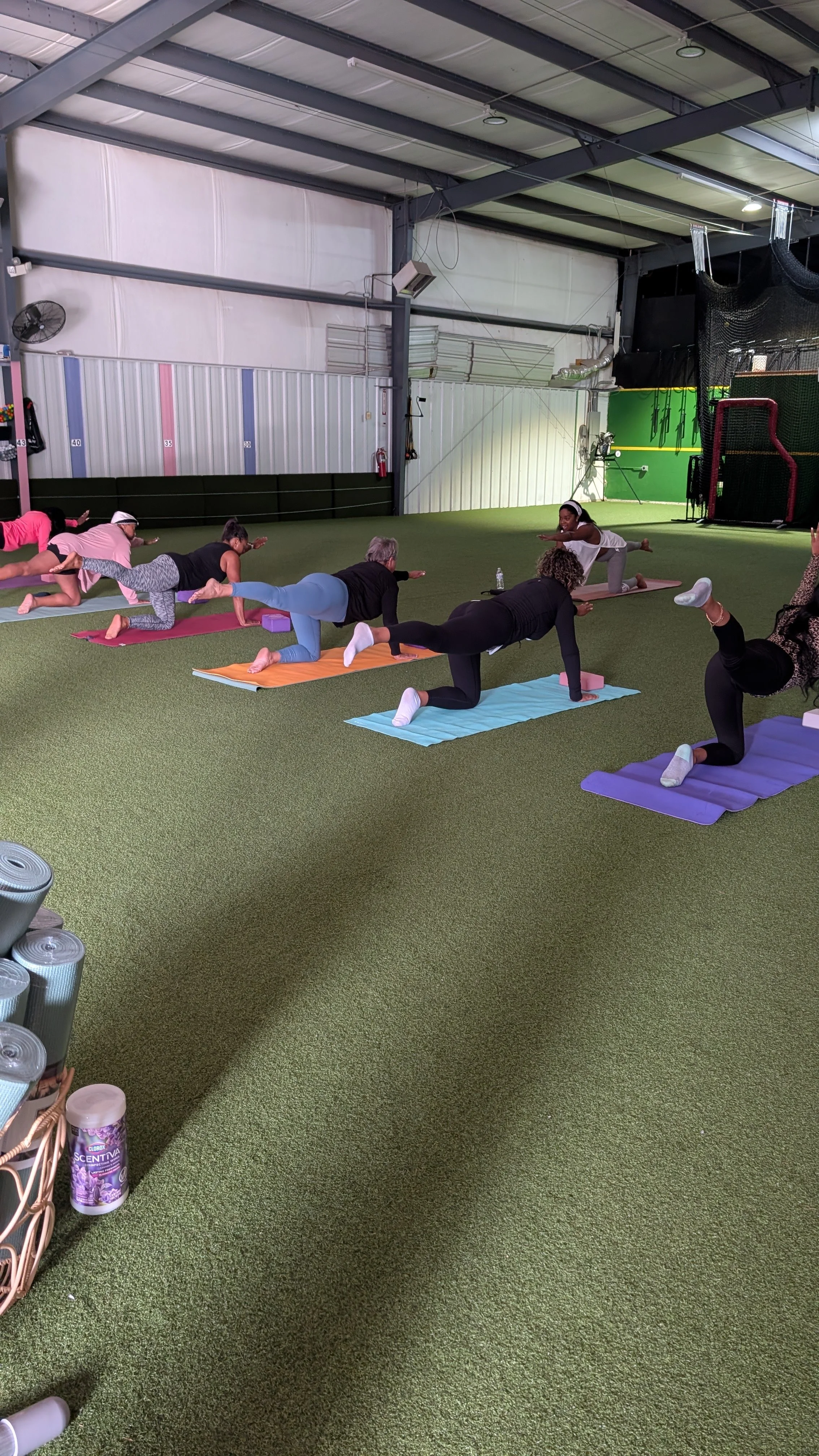 Flow & Strength Yoga  Sunday Morning- 4 class Pass